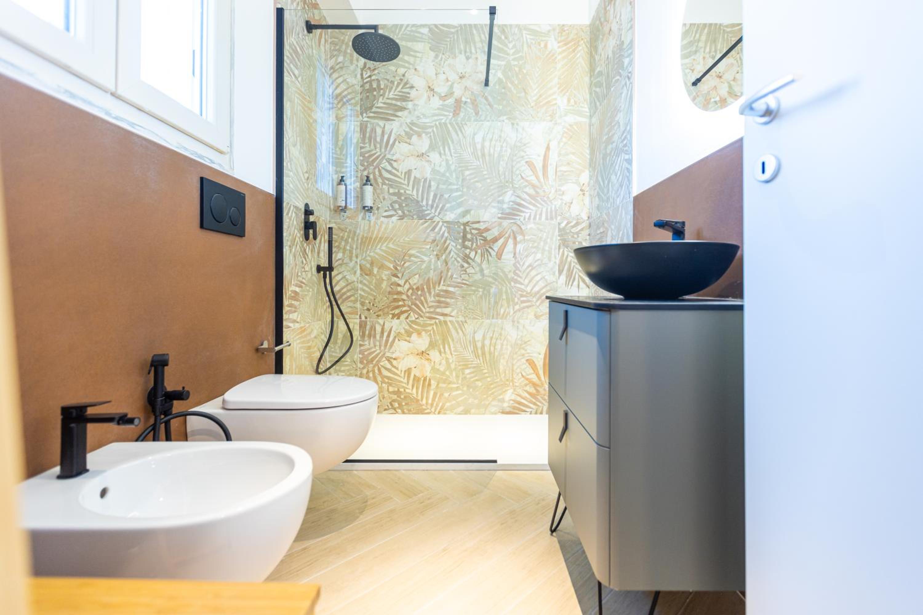 Double Room with Private Bathroom photo 2