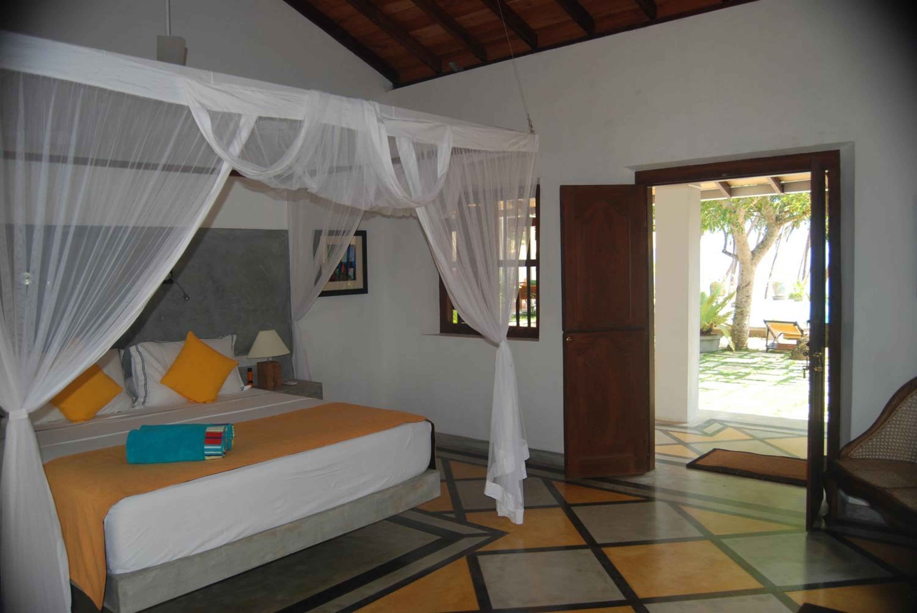 King Room with Pool View
