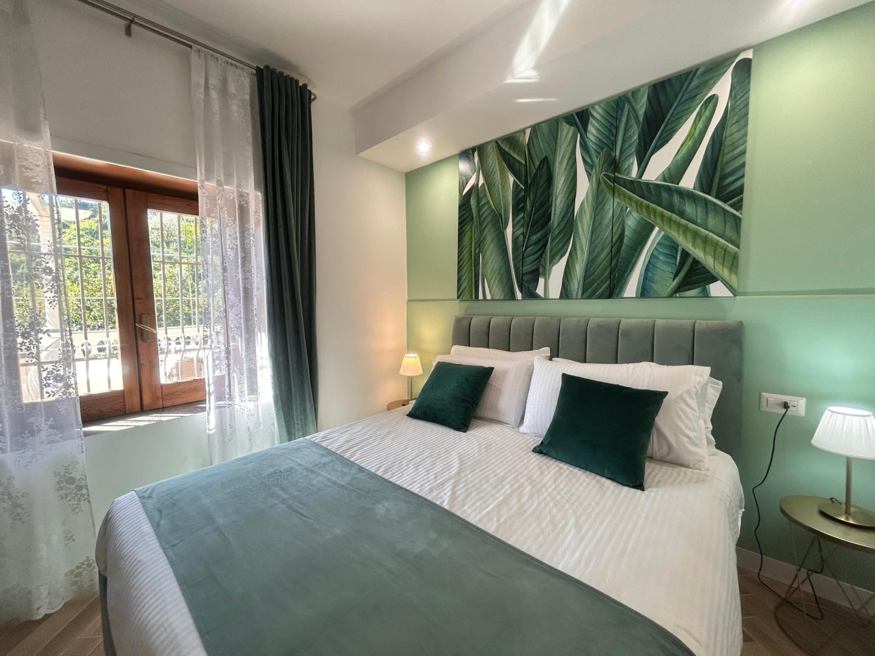 Deluxe Suite