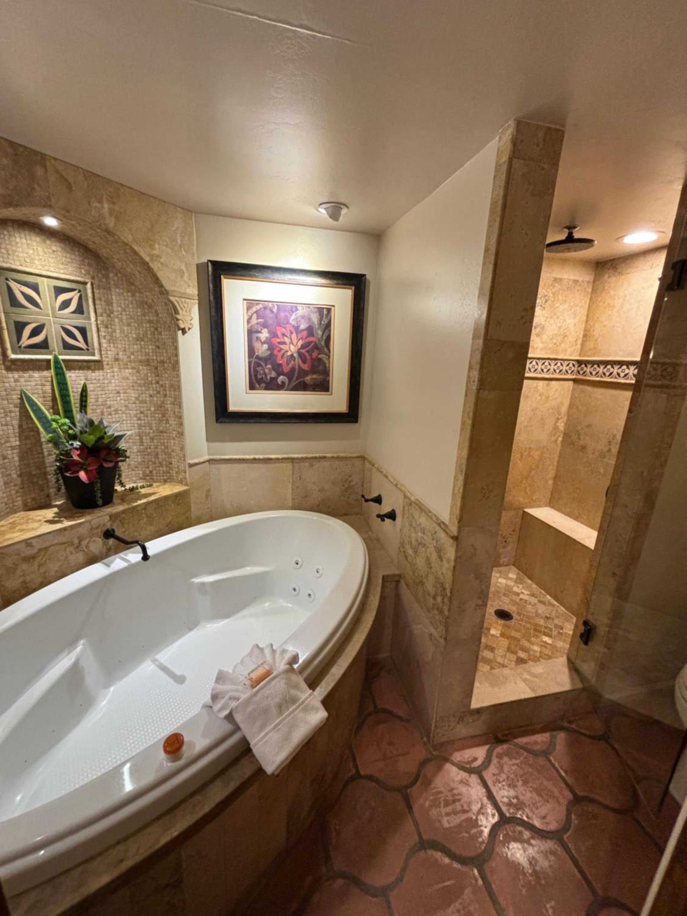Serena Vista - King Room with Spa Bath - Photo 6