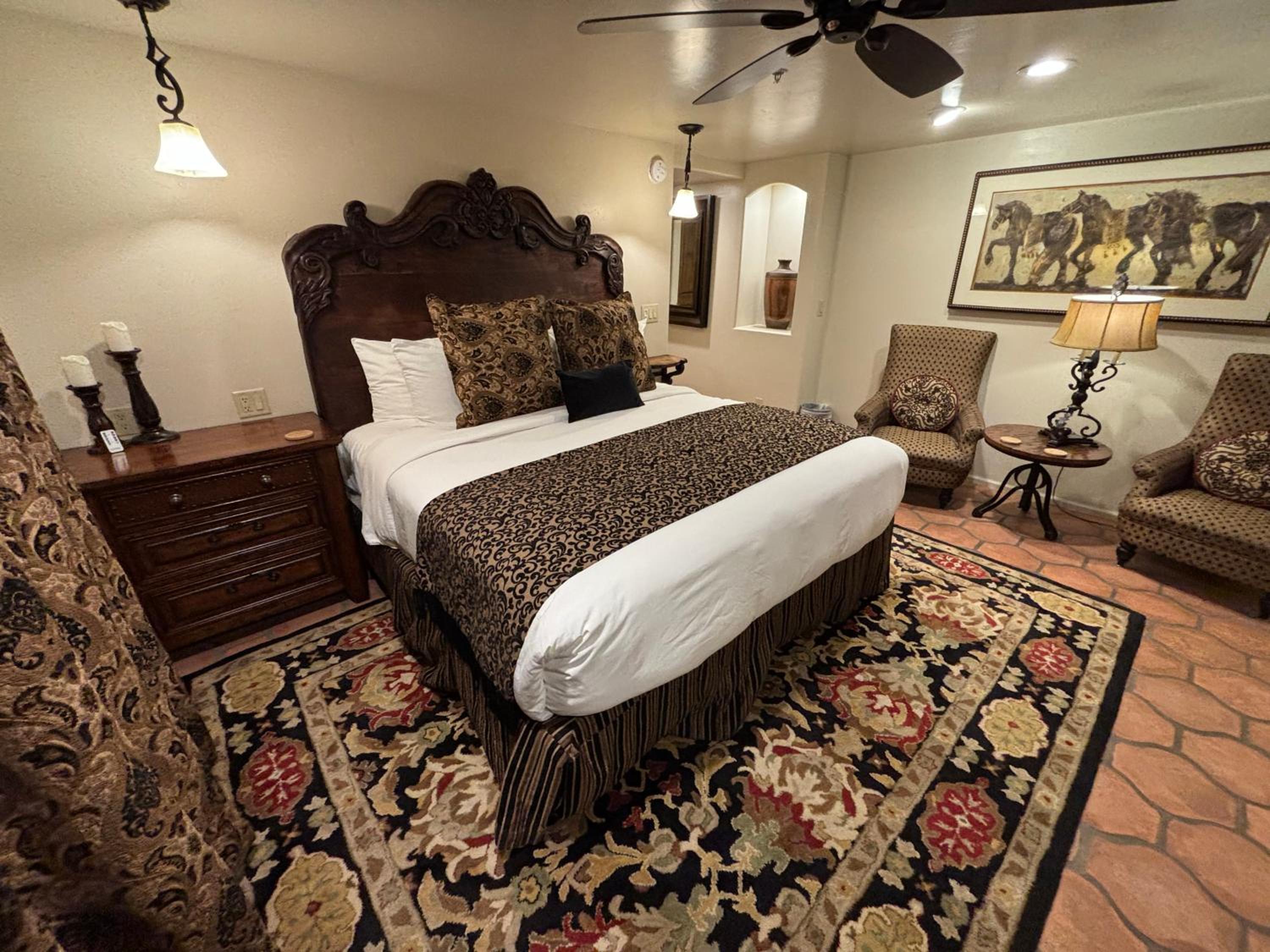 Serena Vista - King Room with Spa Bath - Photo 1