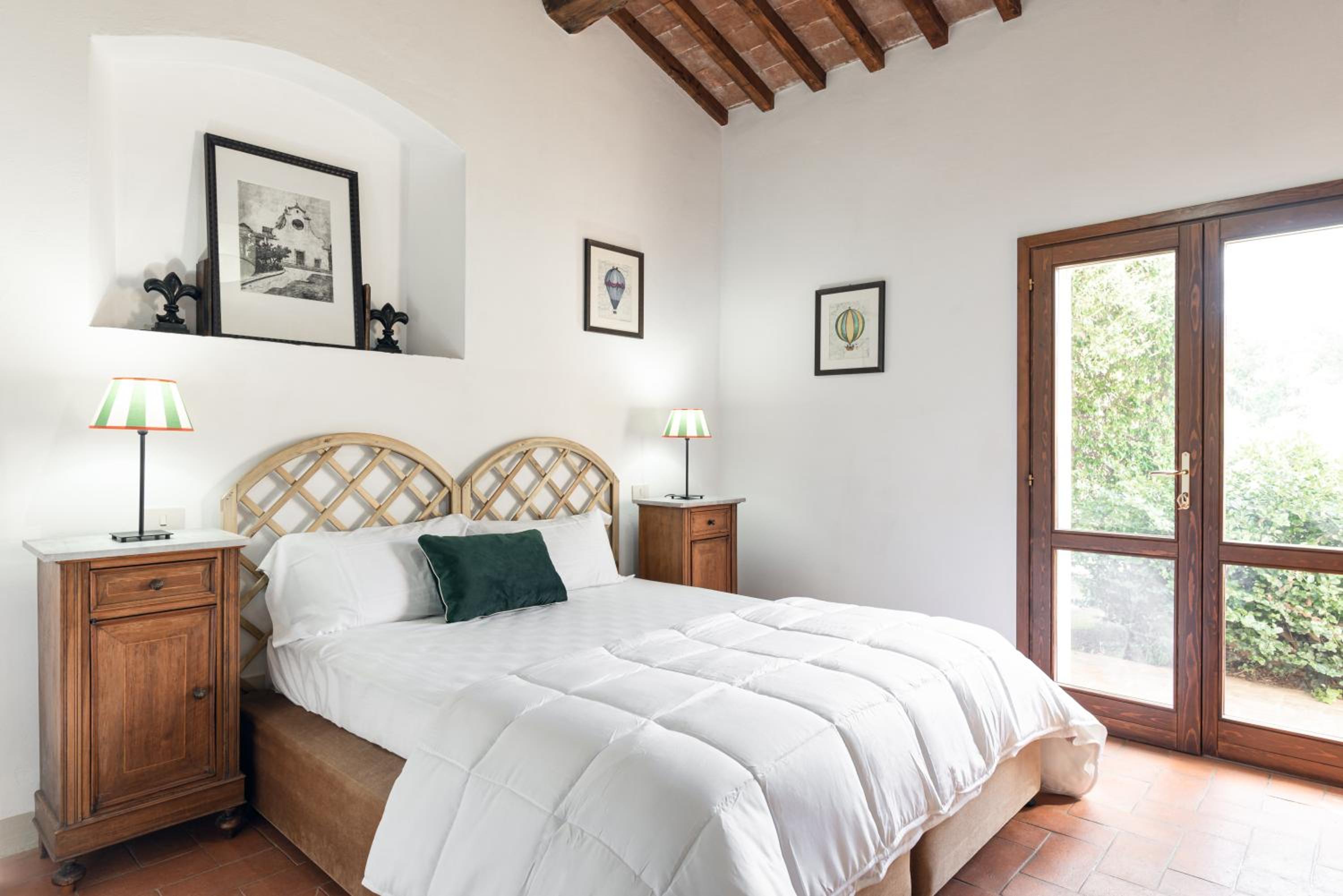 Villa photo 1