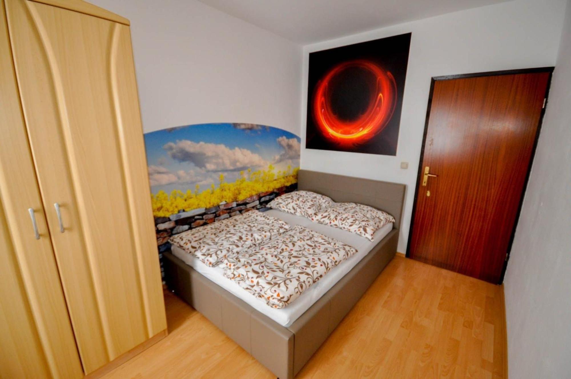 Apartment photo 1
