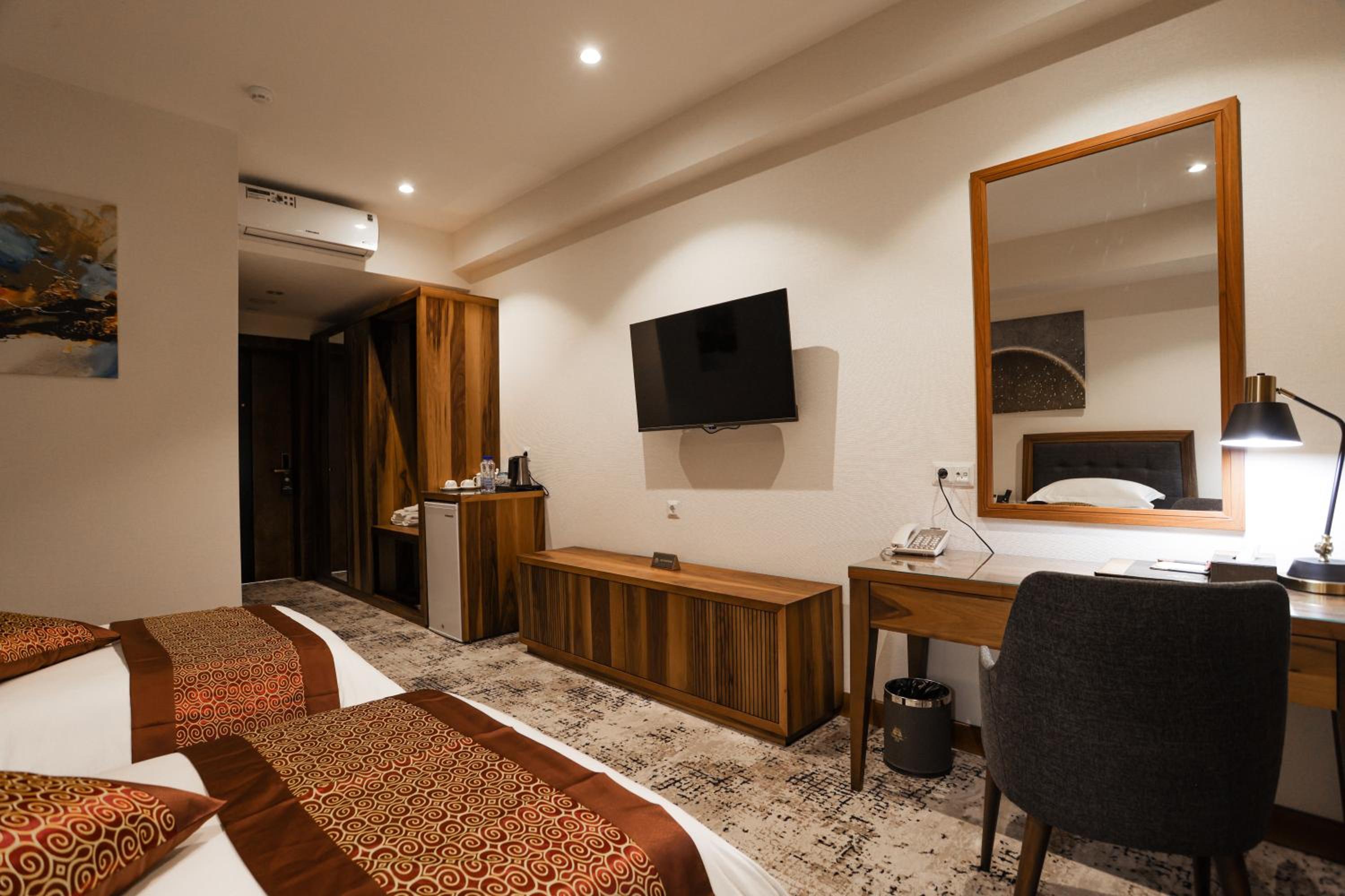 Twin Room With City View photo 1