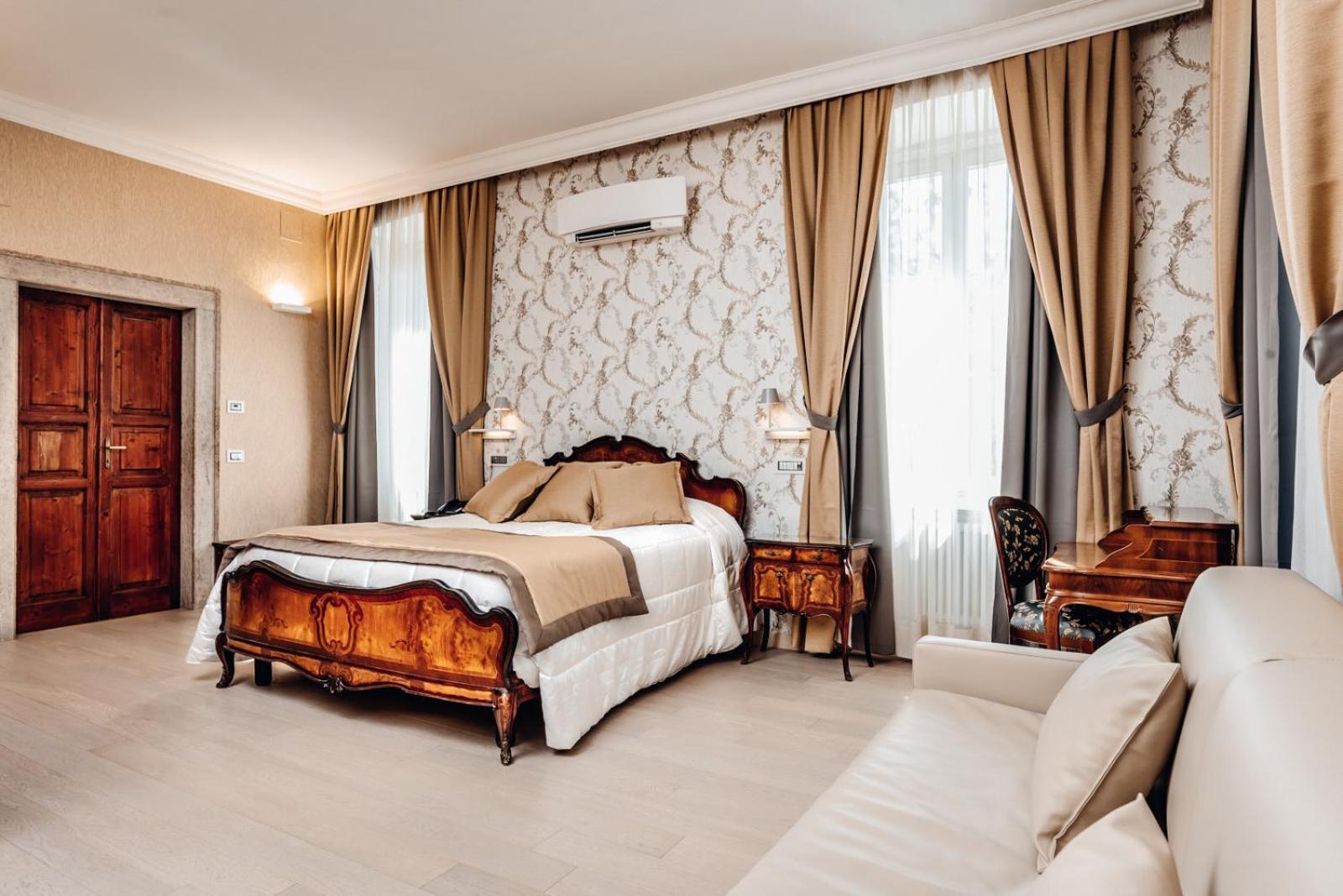 Junior Suite - Photo 11
