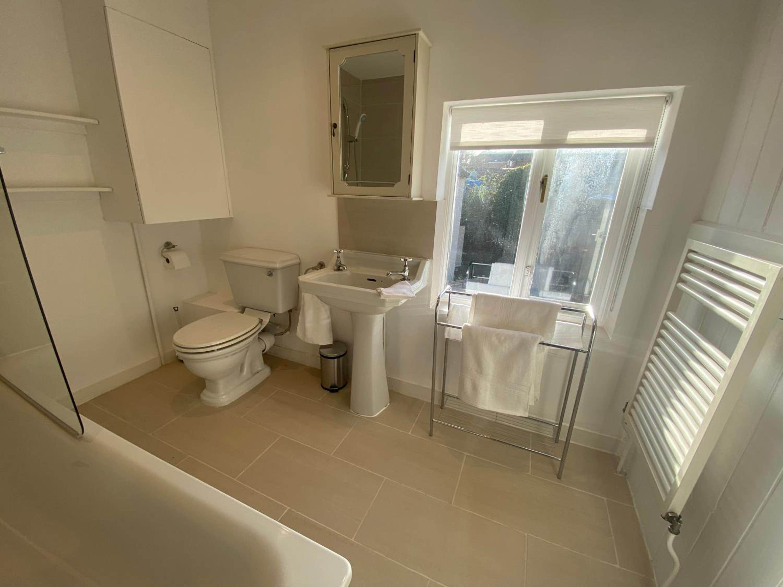 Two-Bedroom House photo 3