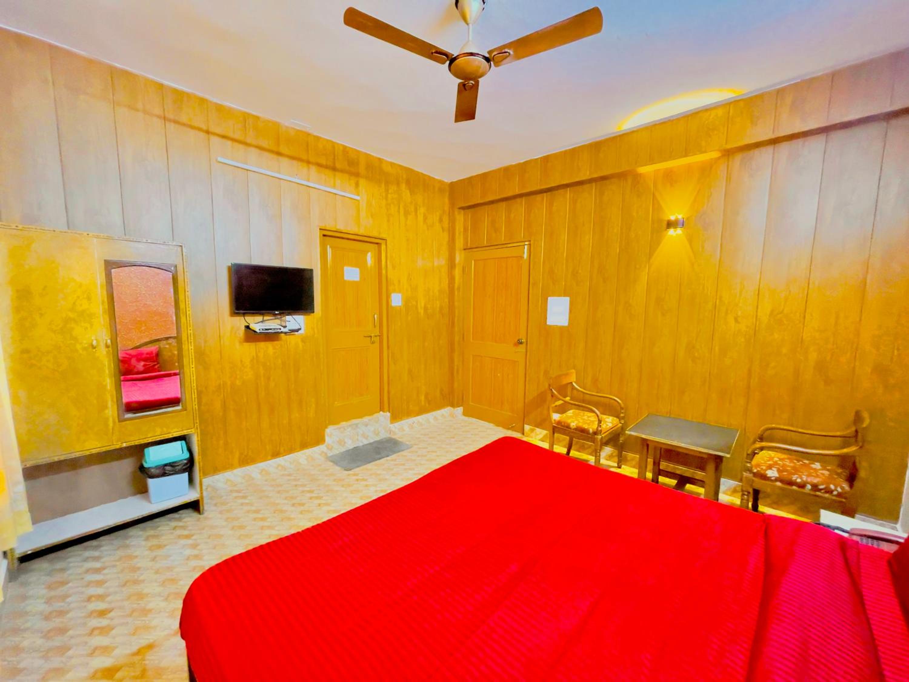 Superior King Room