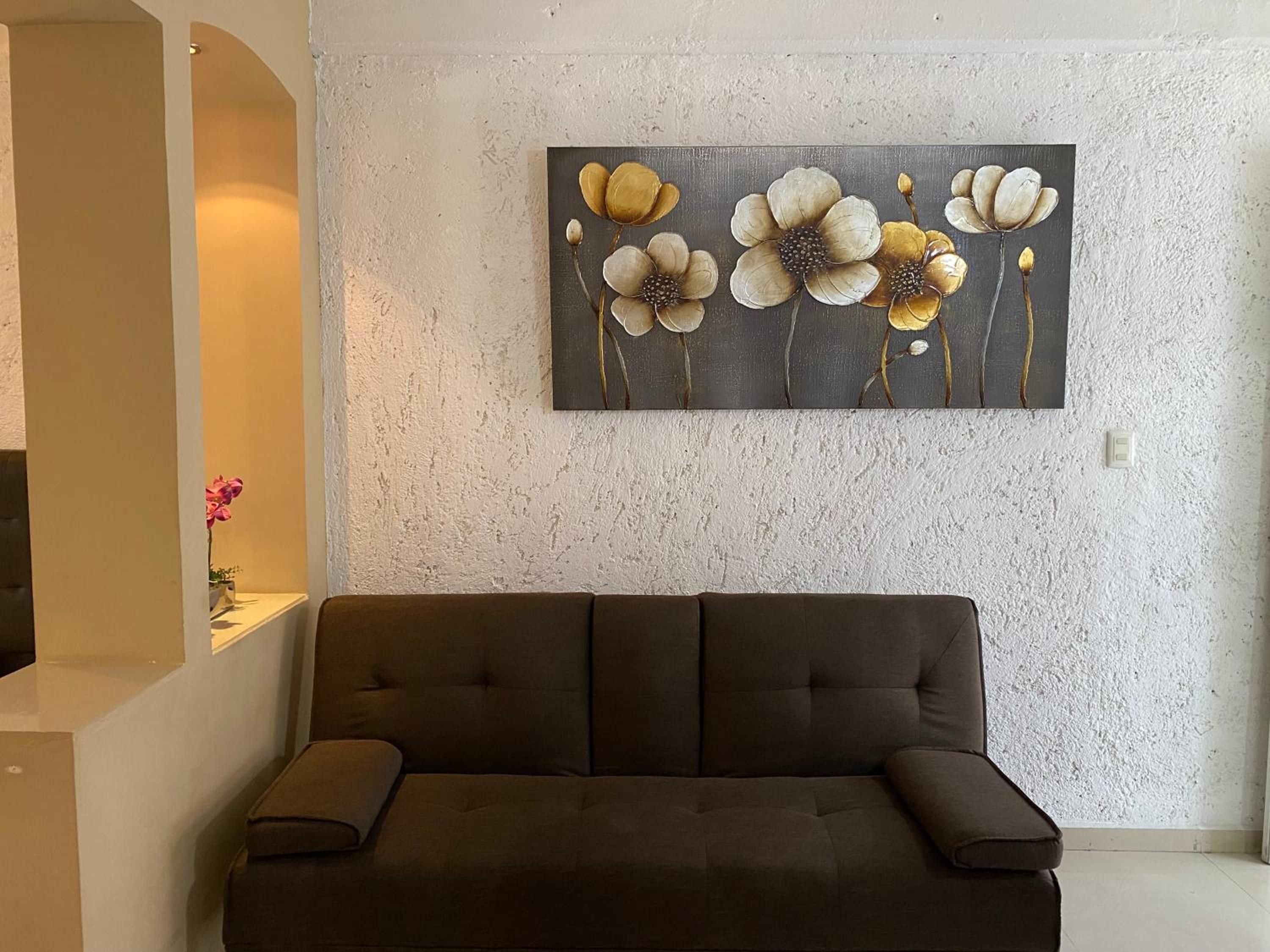 Standard Suite - Photo 5