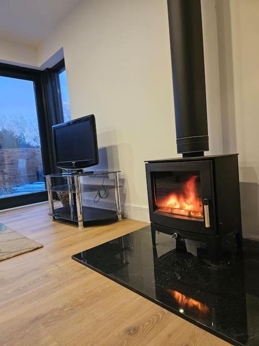 Three-Bedroom House photo 2