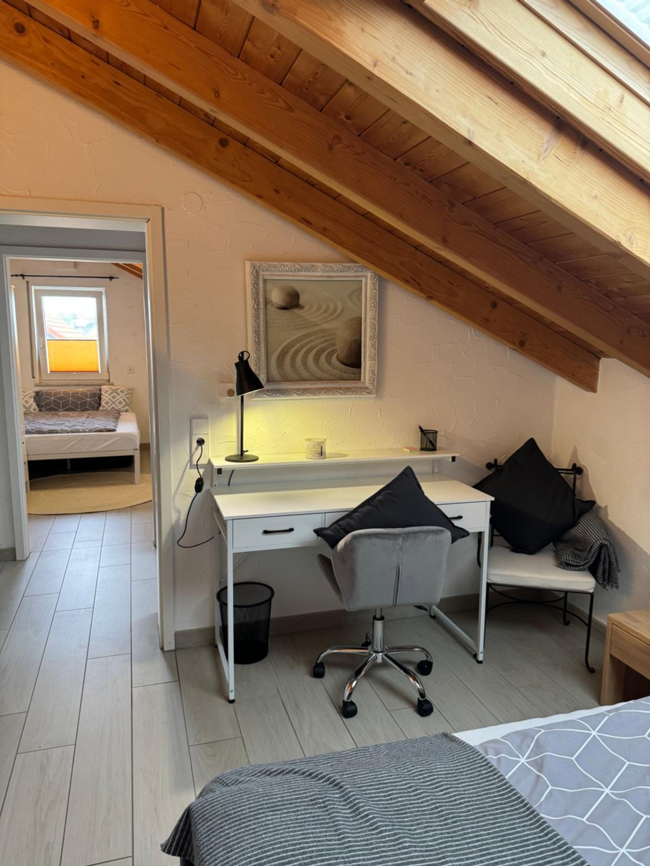 Three-Bedroom Apartment with Balcony photo 3