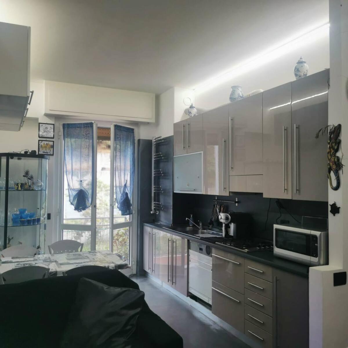 Two-Bedroom Apartment photo 2