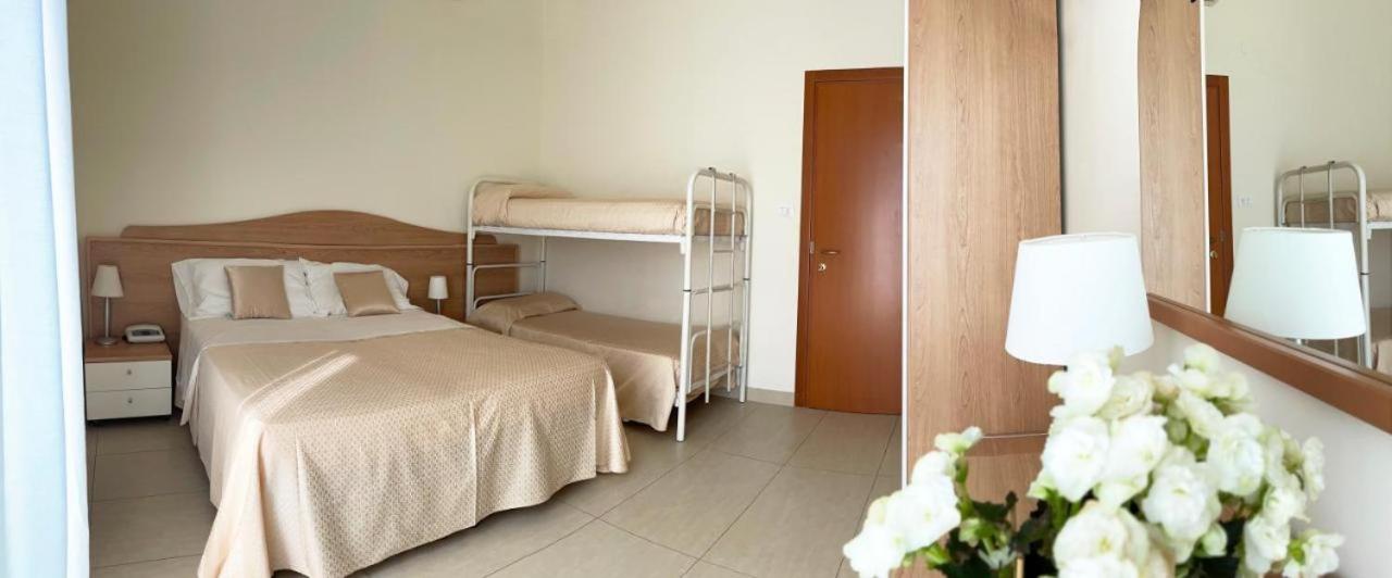 Quadruple Room photo 2