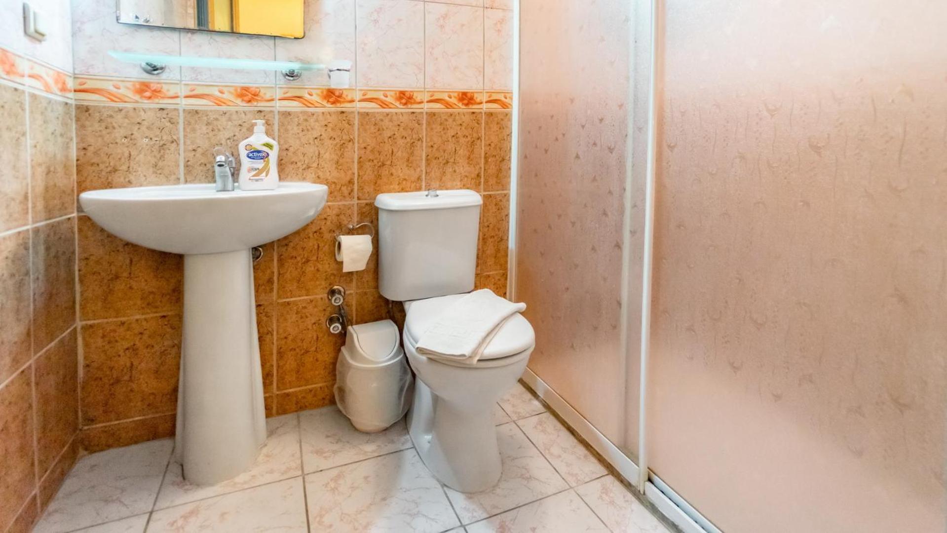 Triple Room - Photo 2