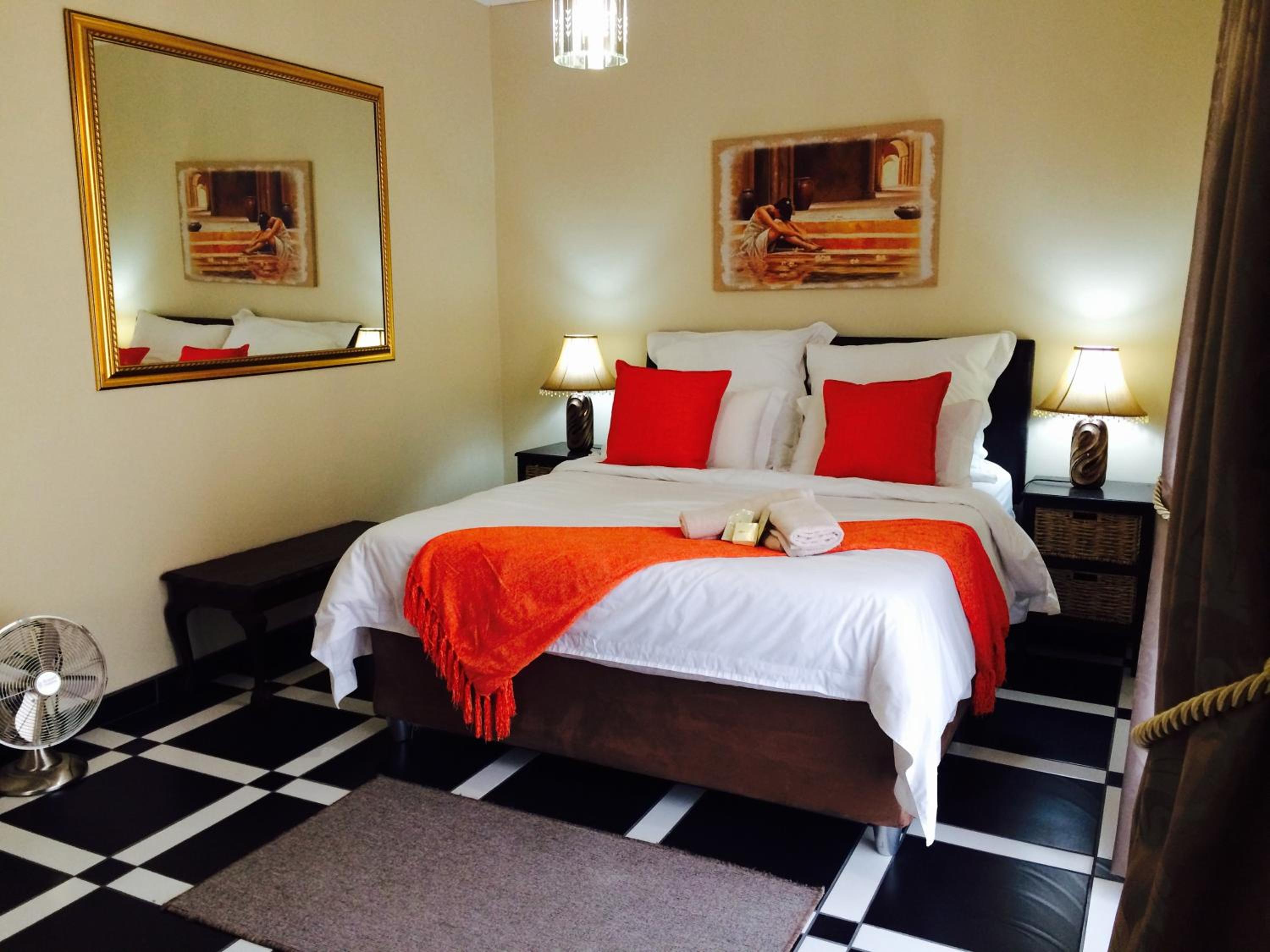 Budget Double Room photo 2