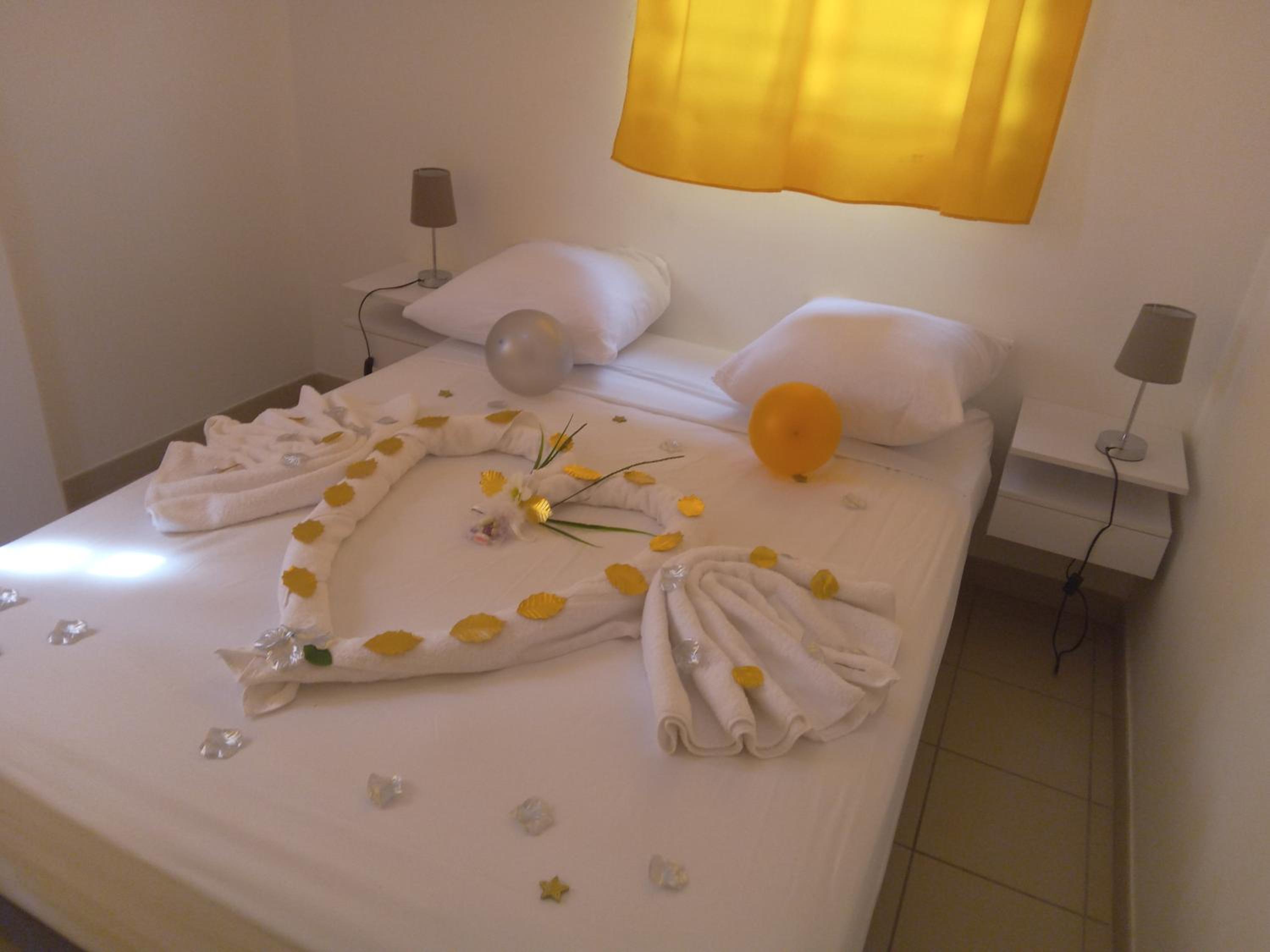 Double Room with Private Bathroom - Photo 2