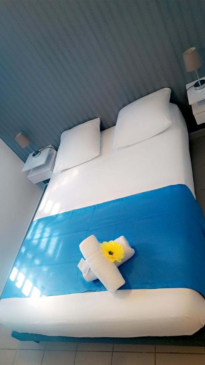 Double Room with Private Bathroom - Photo 6