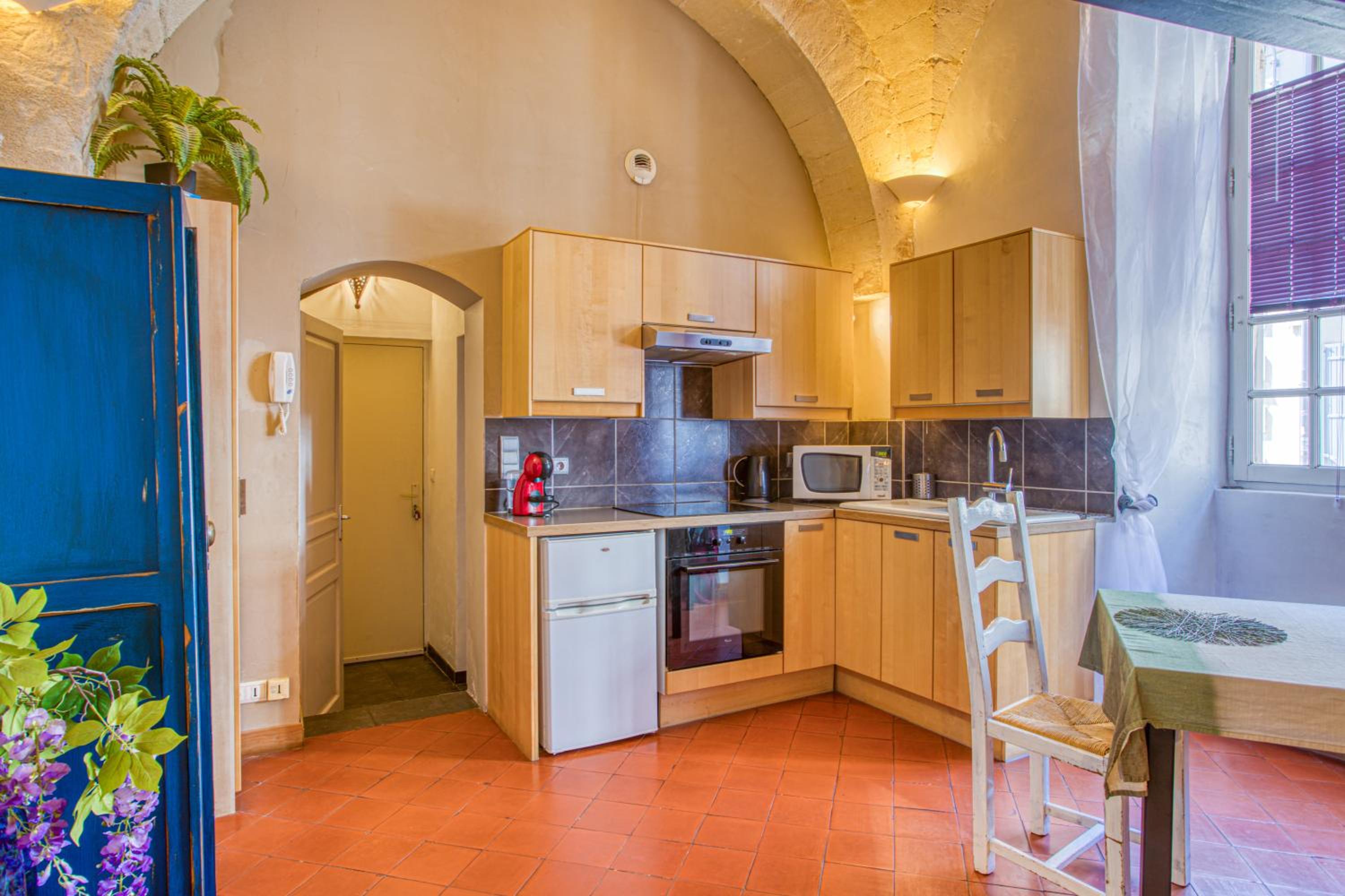 Studio Apartment