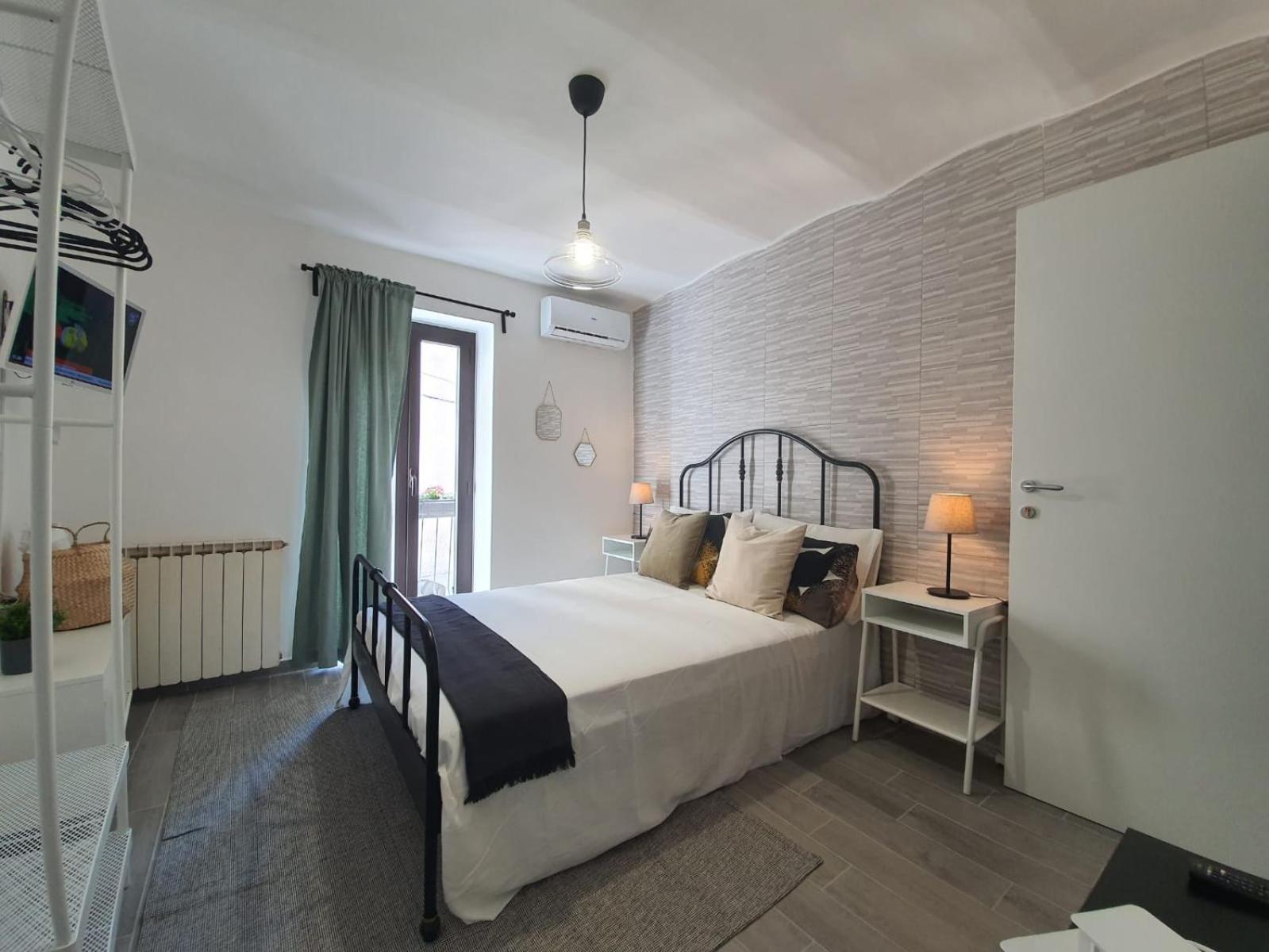 Double Room with Private Bathroom photo 1