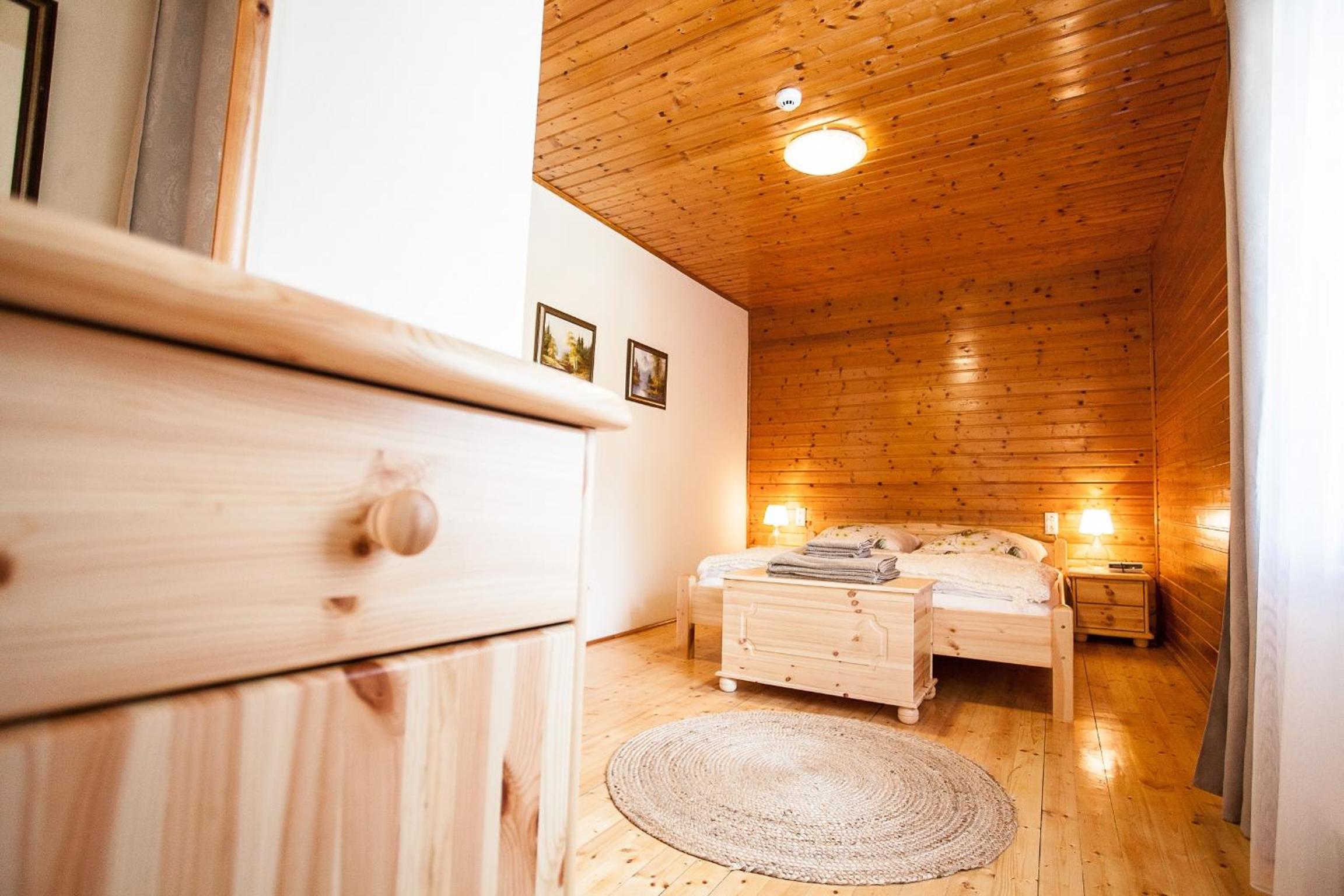 One-Bedroom Apartment (4 Adults) - Photo 2