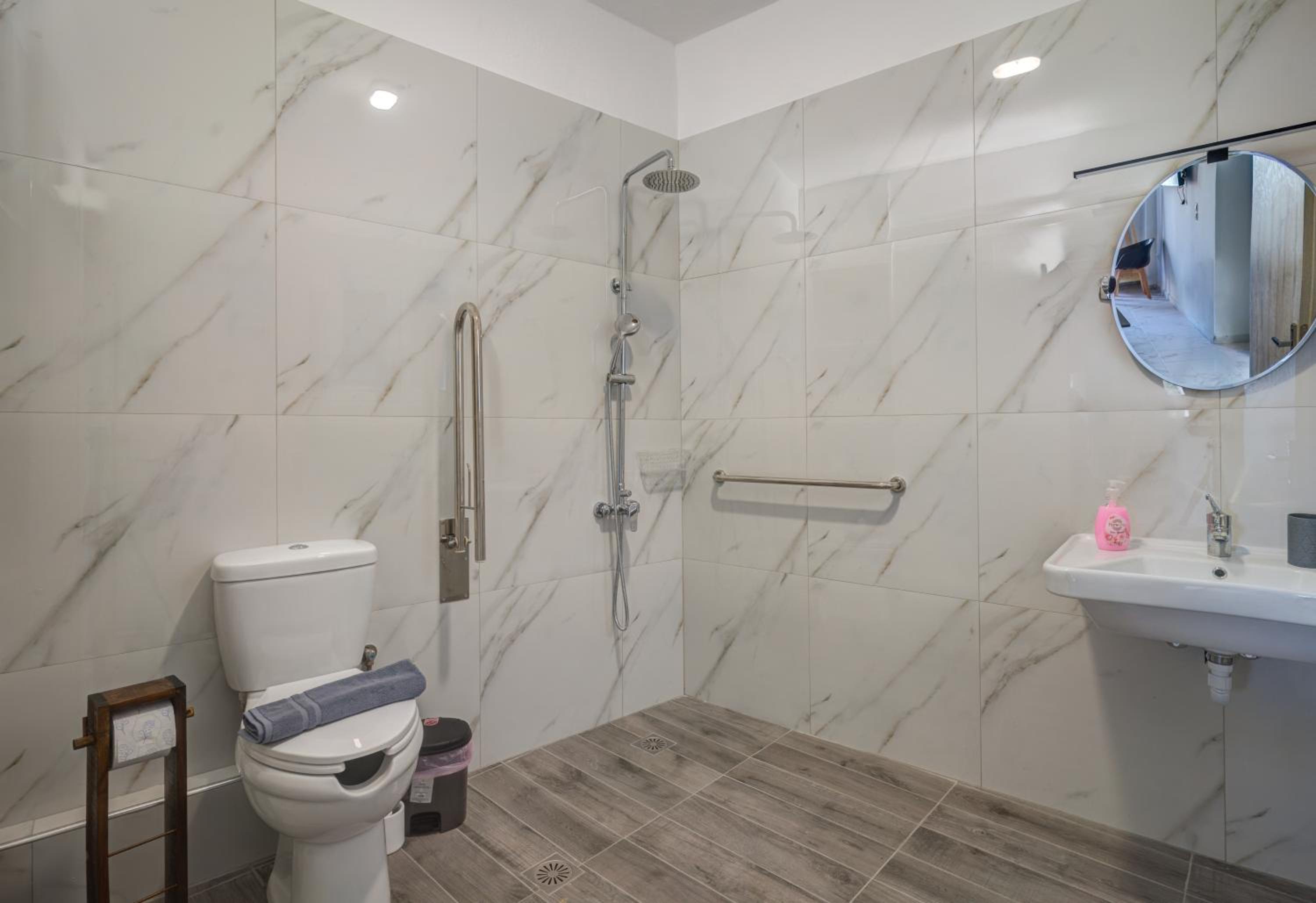 Molos Beachfront Apartments in Diakopto, Billede 6