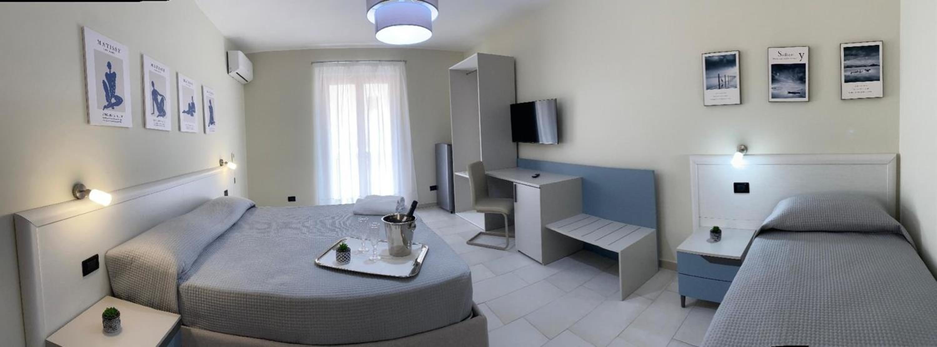 Apartment photo 2
