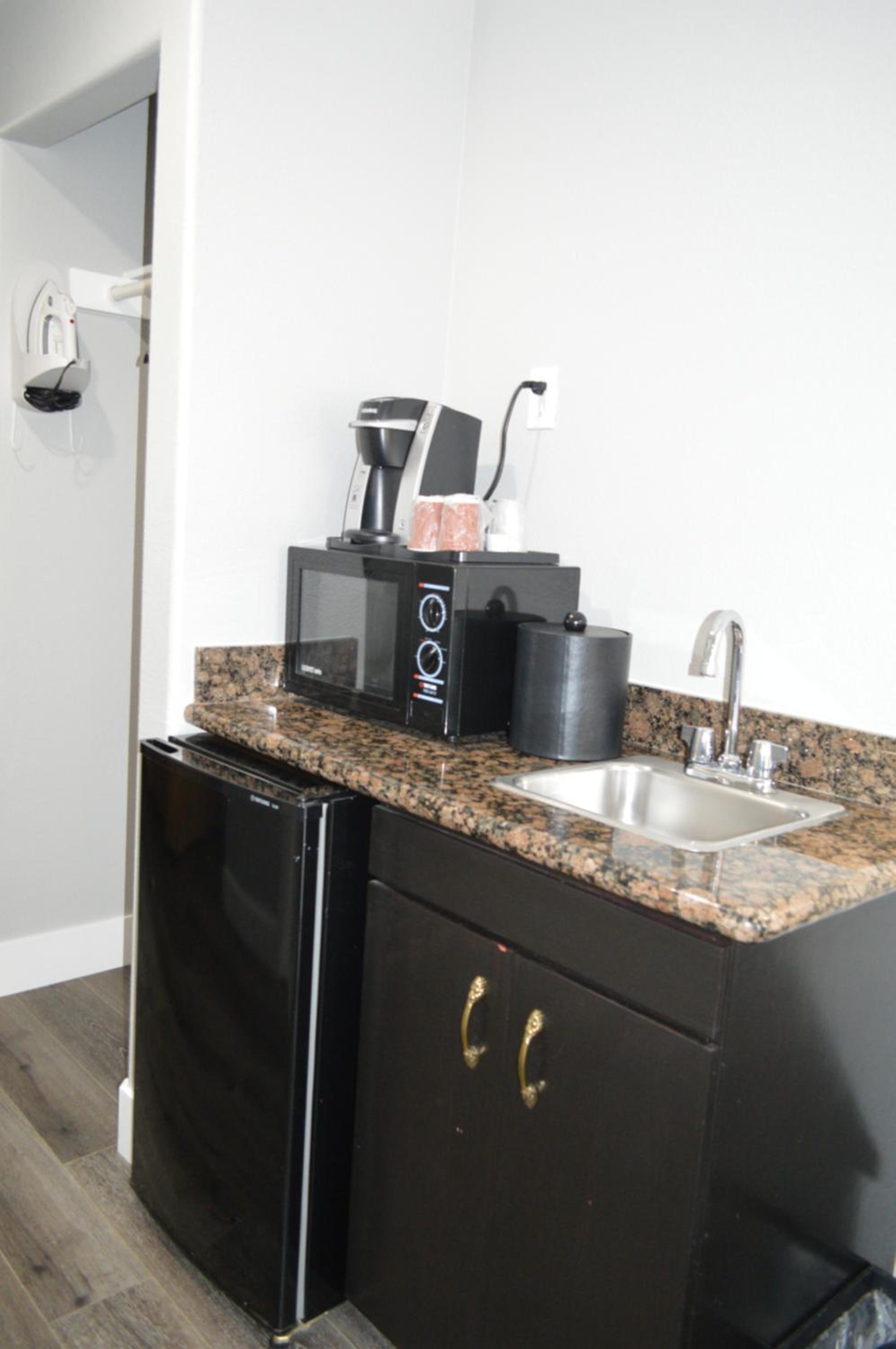 King Suite - Photo 5