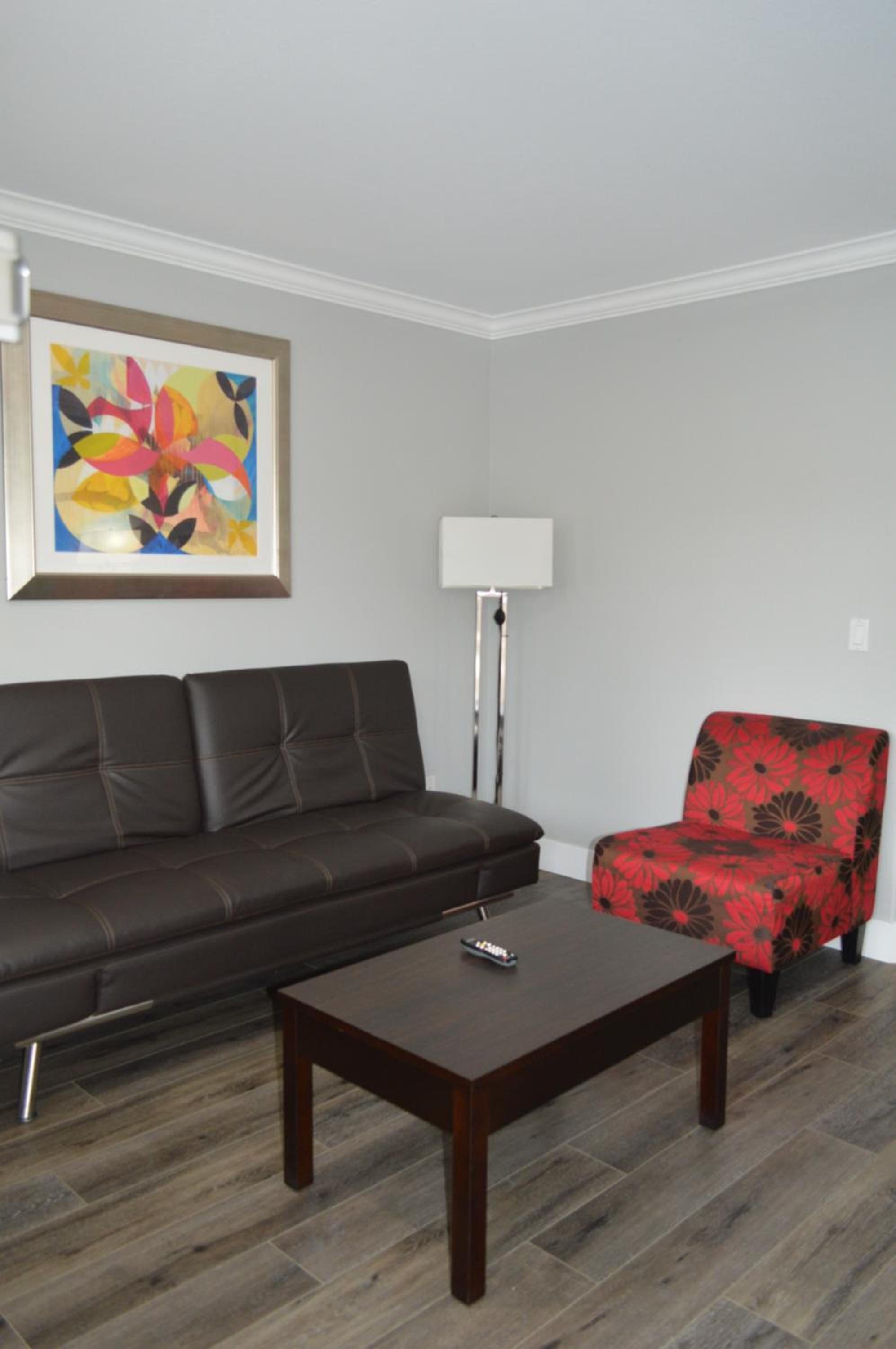 King Suite - Photo 21