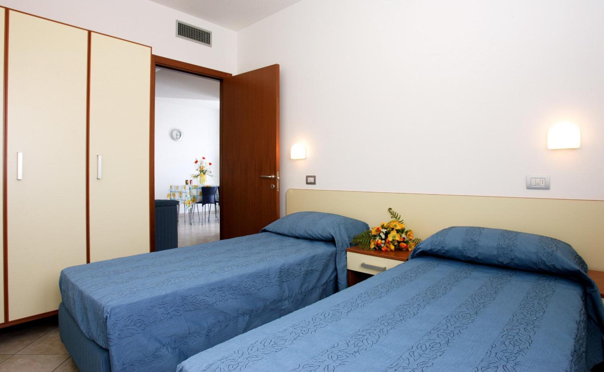 Two-Bedroom Apartment (6 Adults)