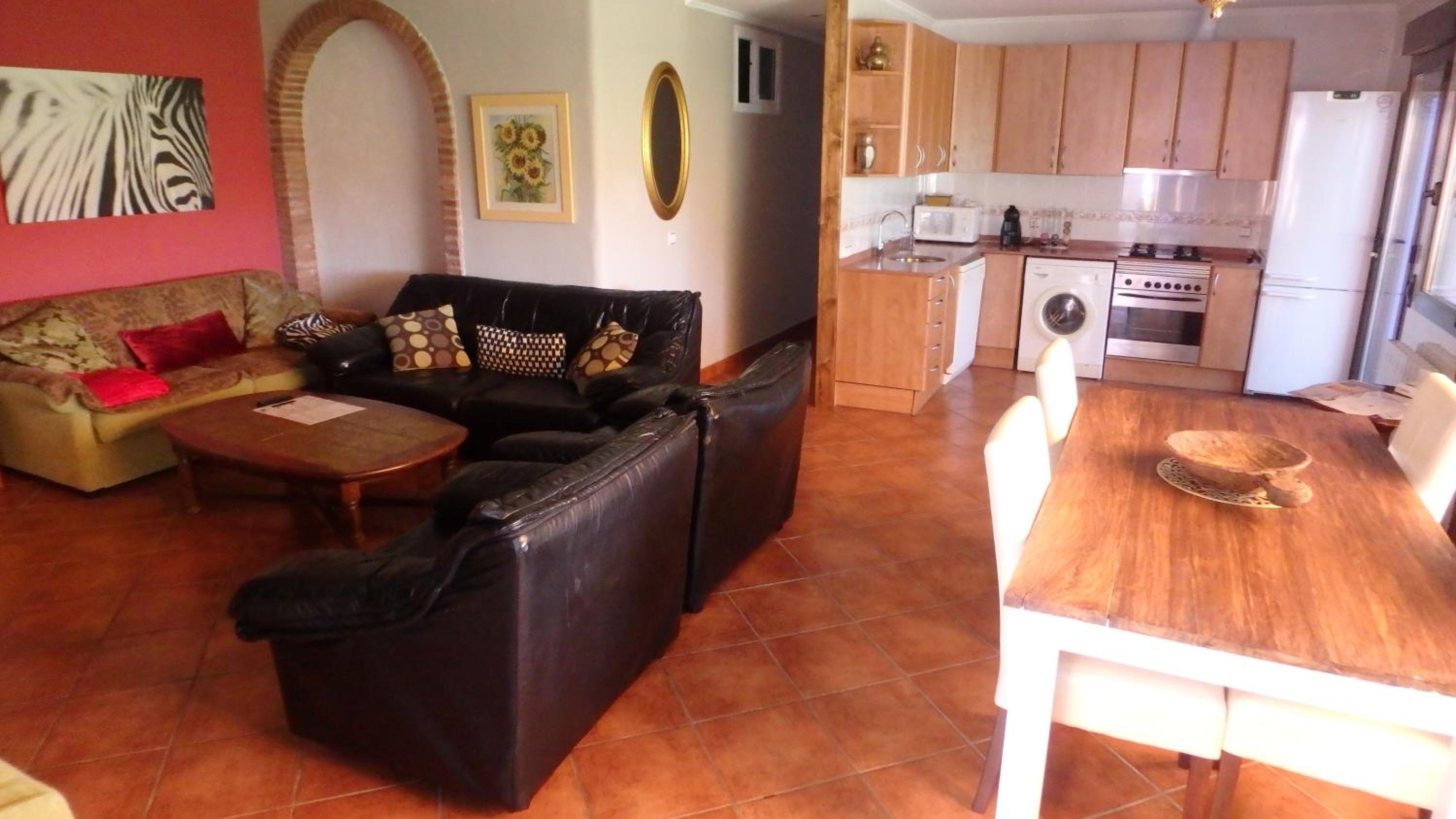 Two-Bedroom House (2-6 Adults) - Photo 221