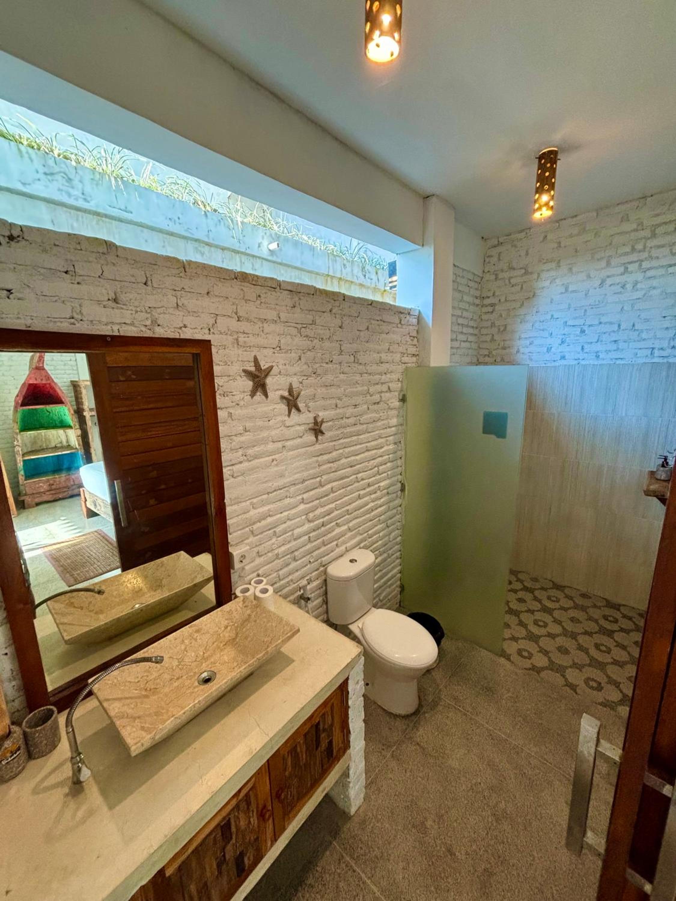 Three-Bedroom Villa - Photo 19