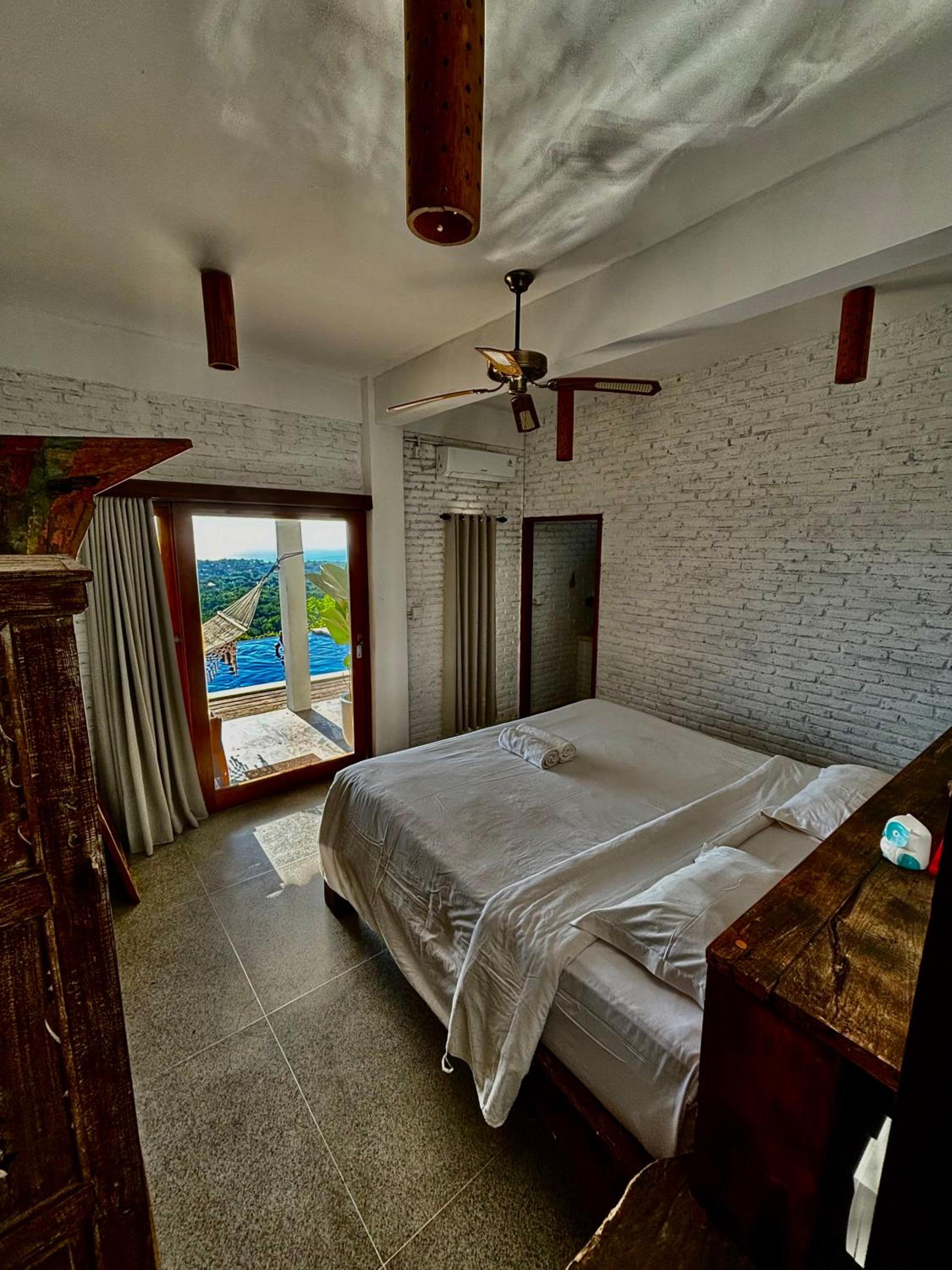 Three-Bedroom Villa - Photo 17