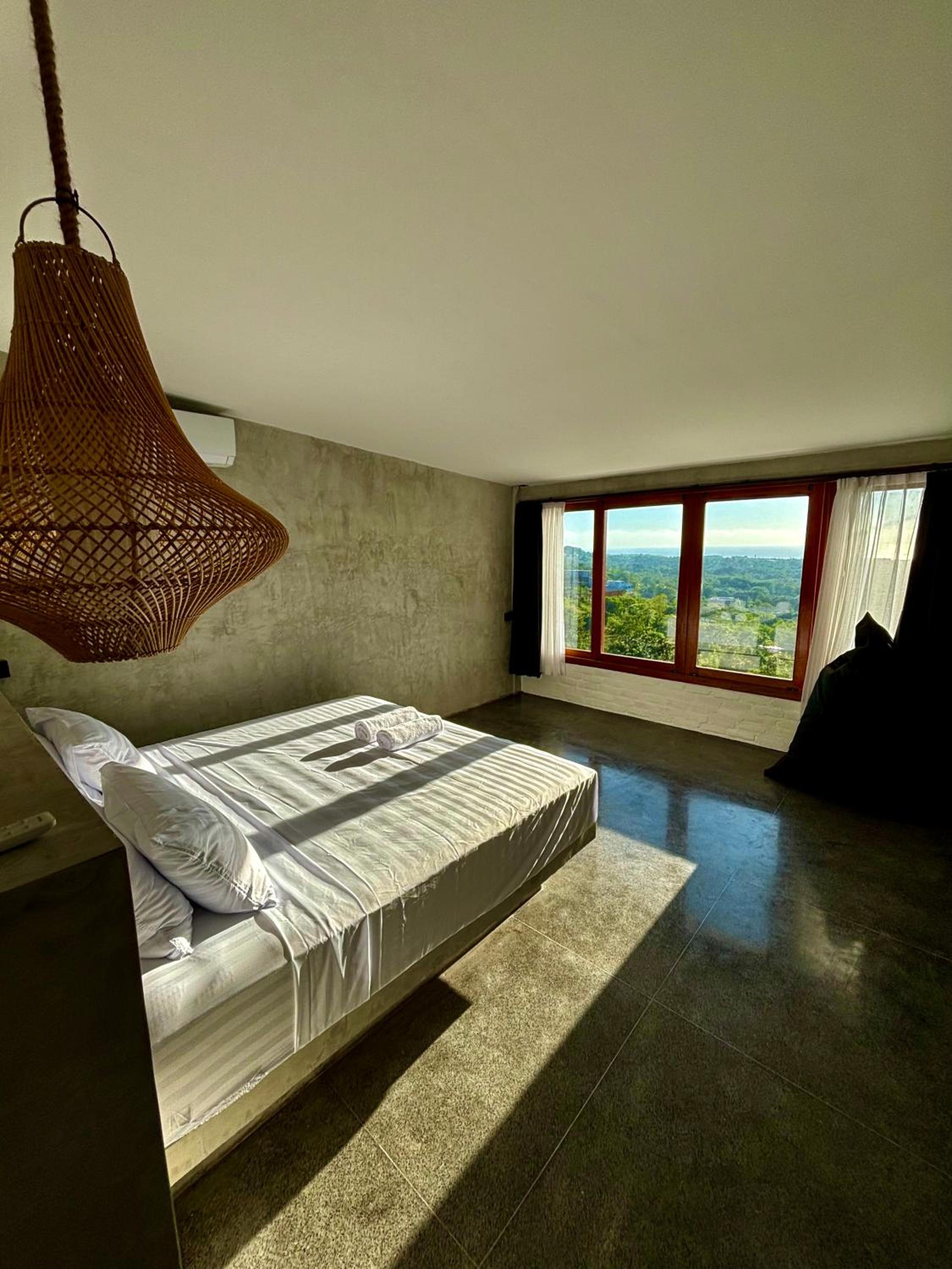 Villa with Private Pool - Photo 2