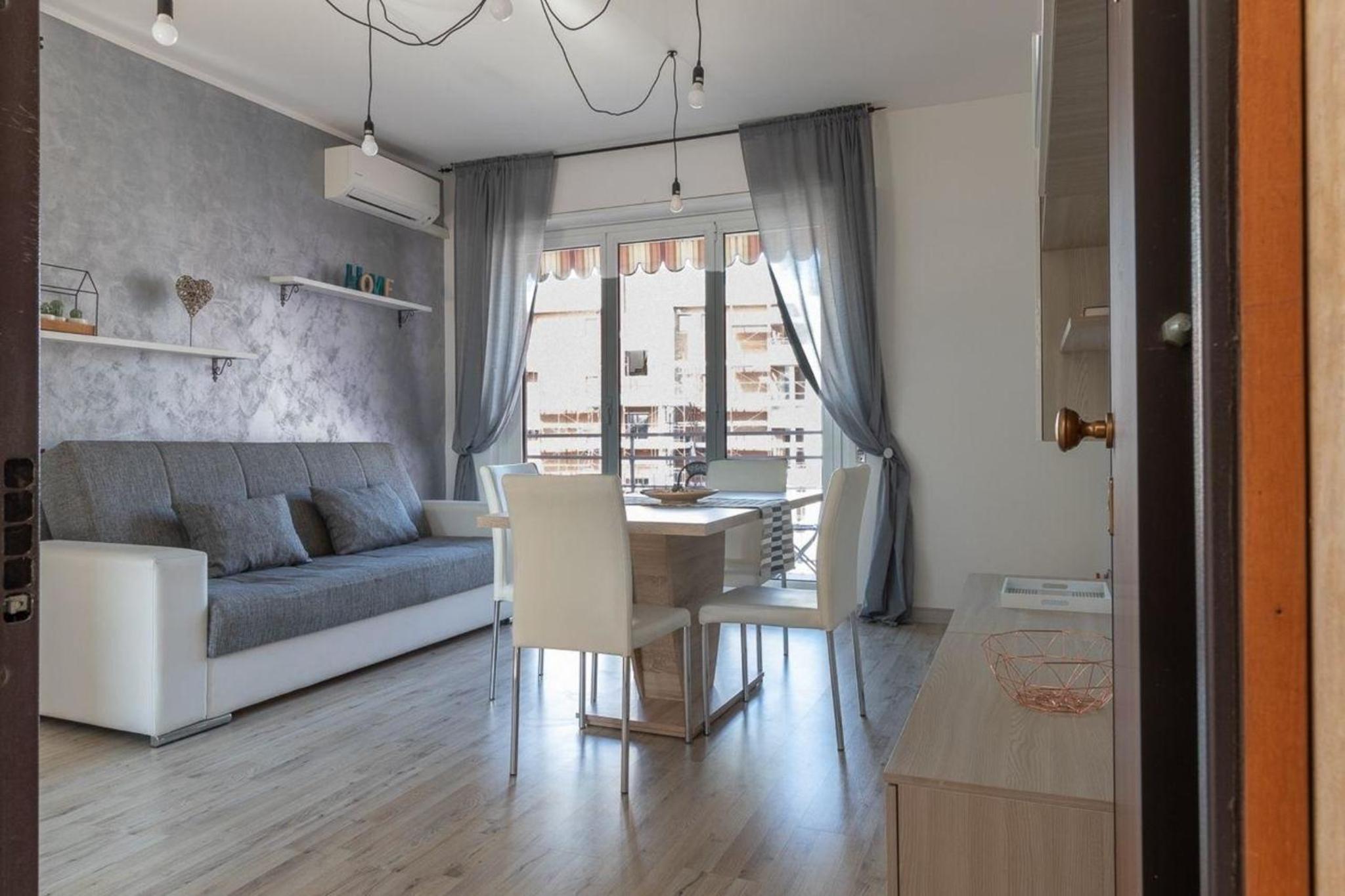 Apartment photo 3