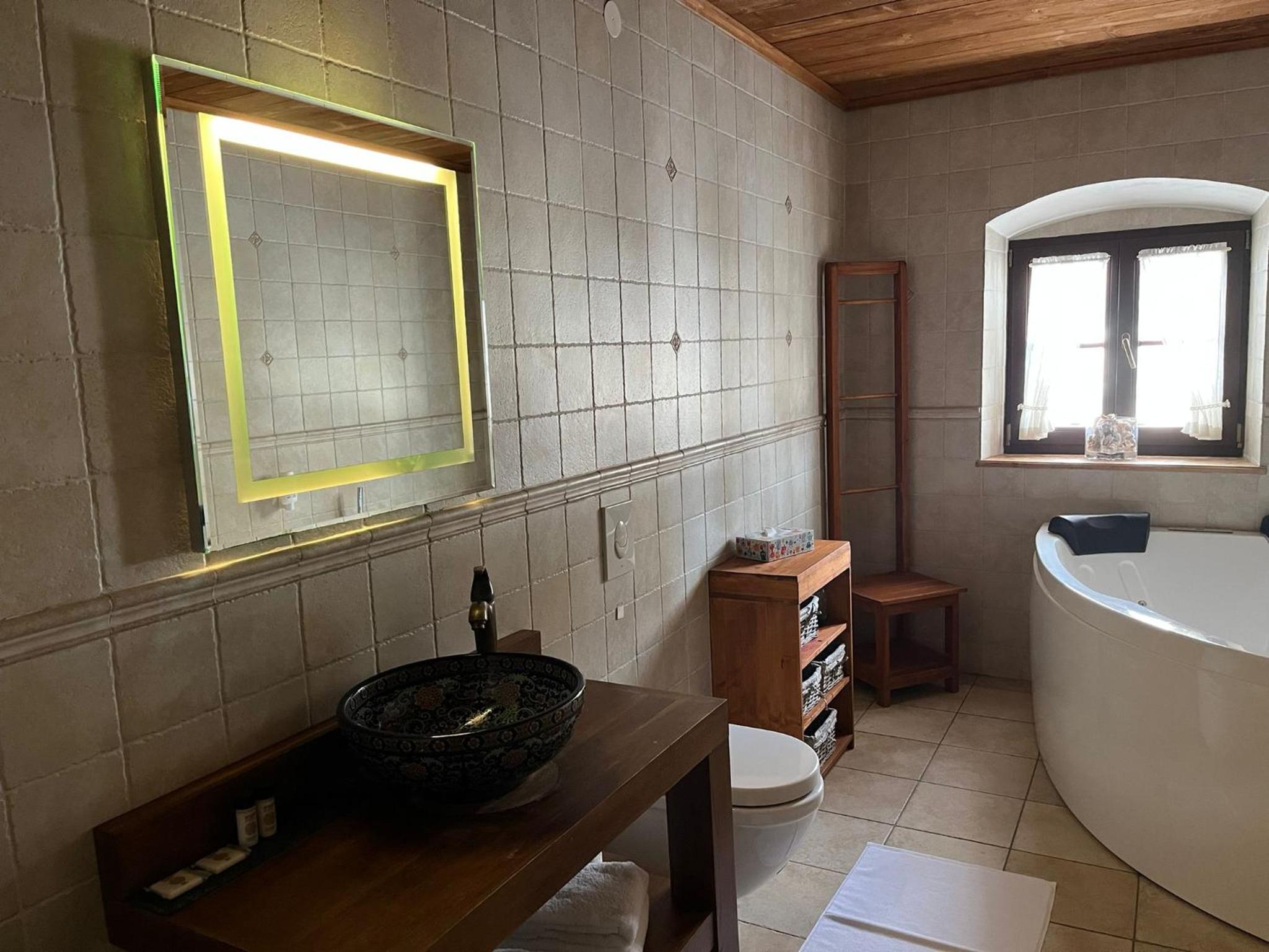 Three-Bedroom Chalet - Photo 15