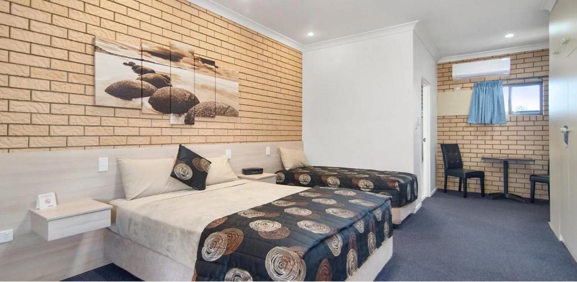 Standard Triple Room - Photo 1