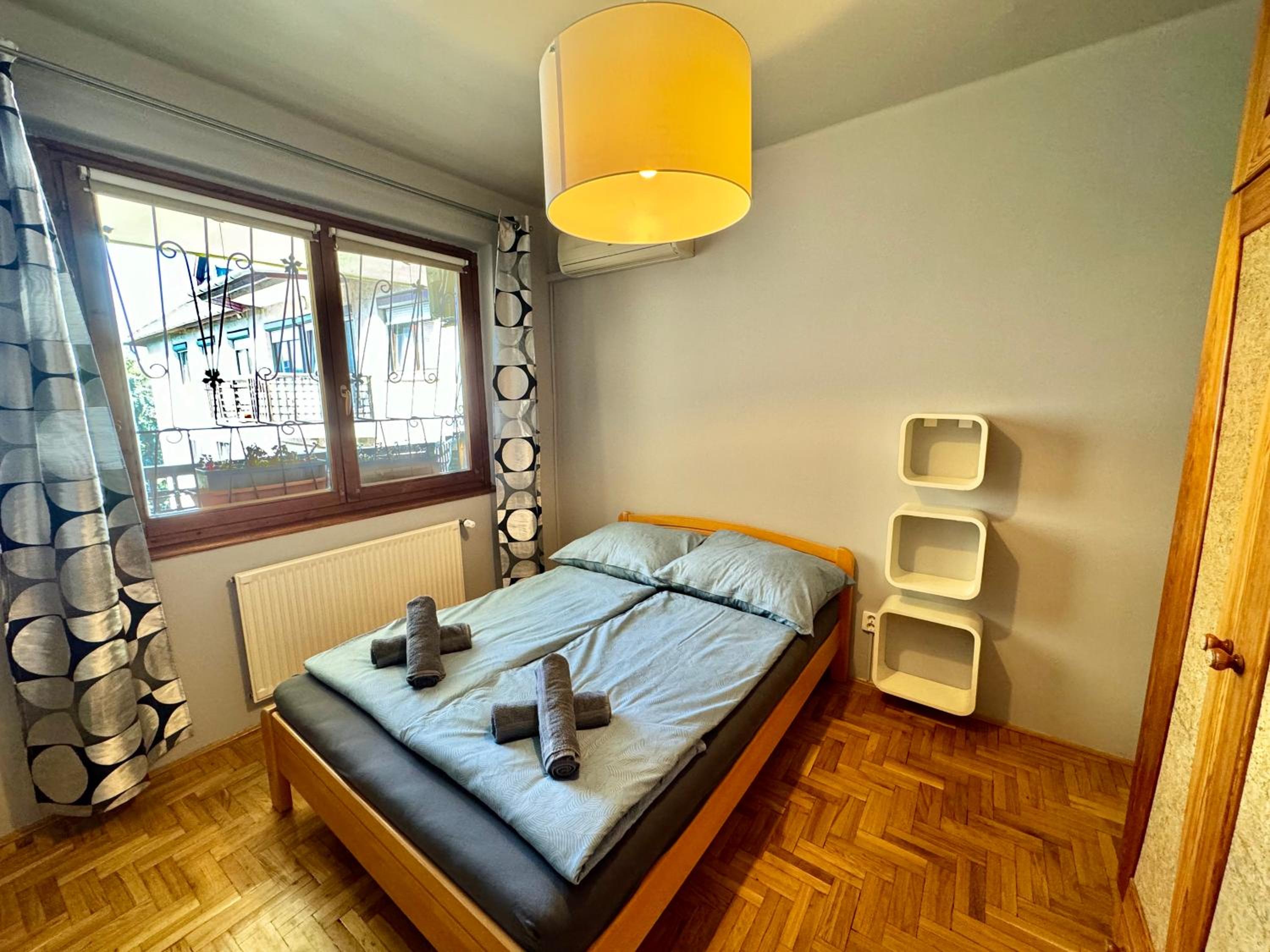 Three-Bedroom Apartment - Photo 13