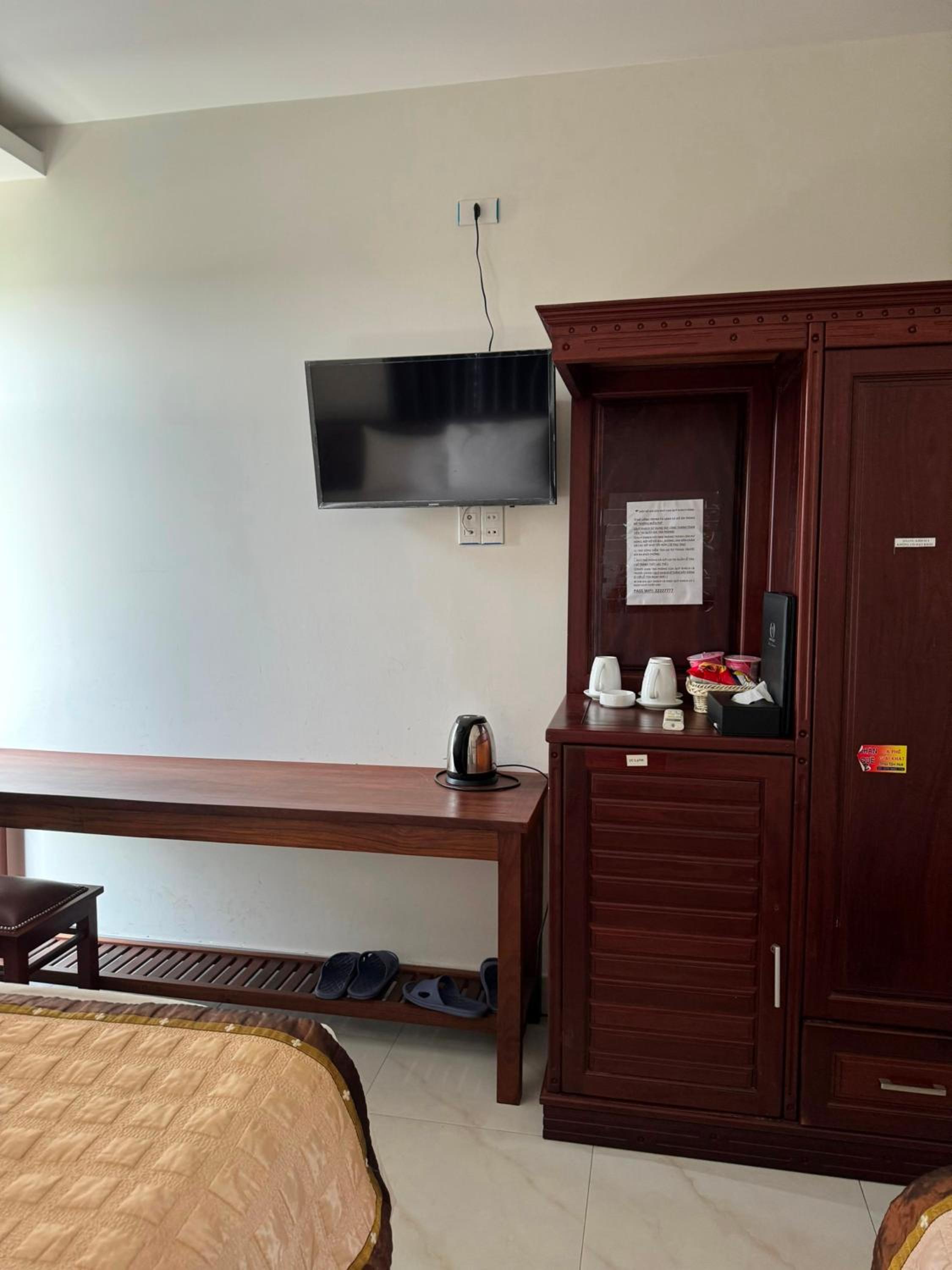 Triple Room with Balcony - Photo 4