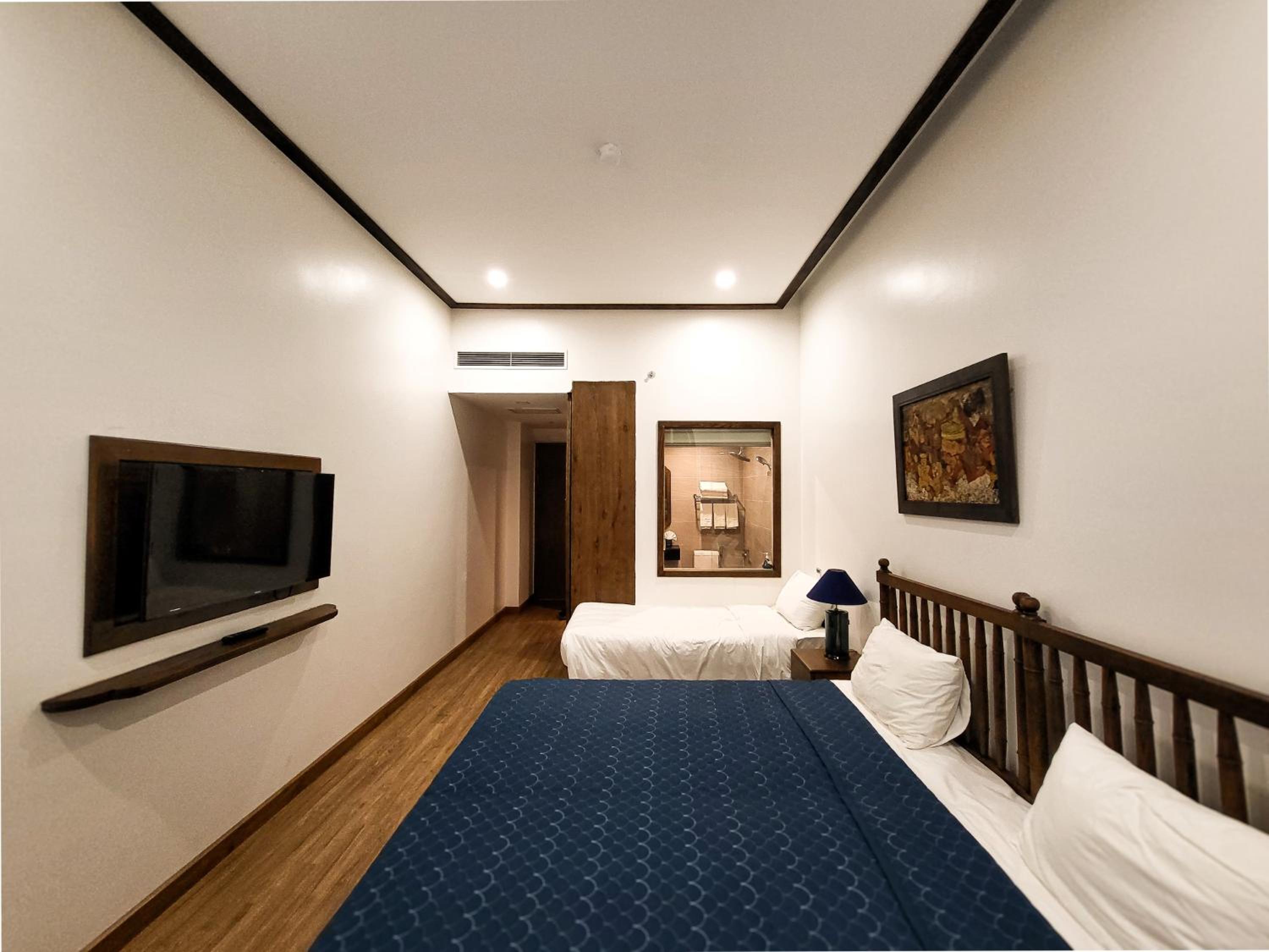 Double Room with Lake View