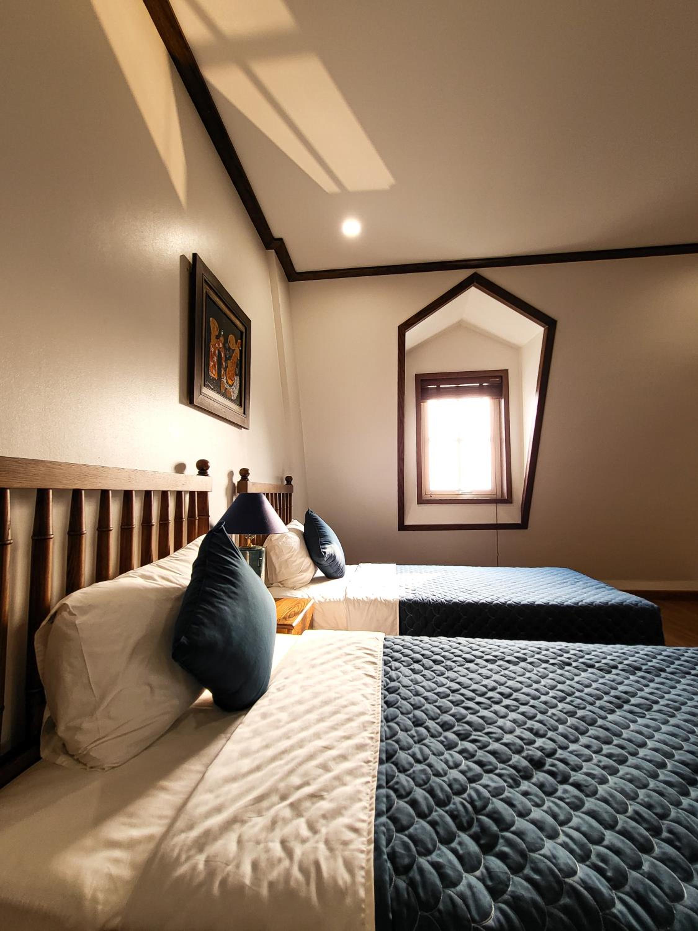 Suite with Lake View - Photo 2