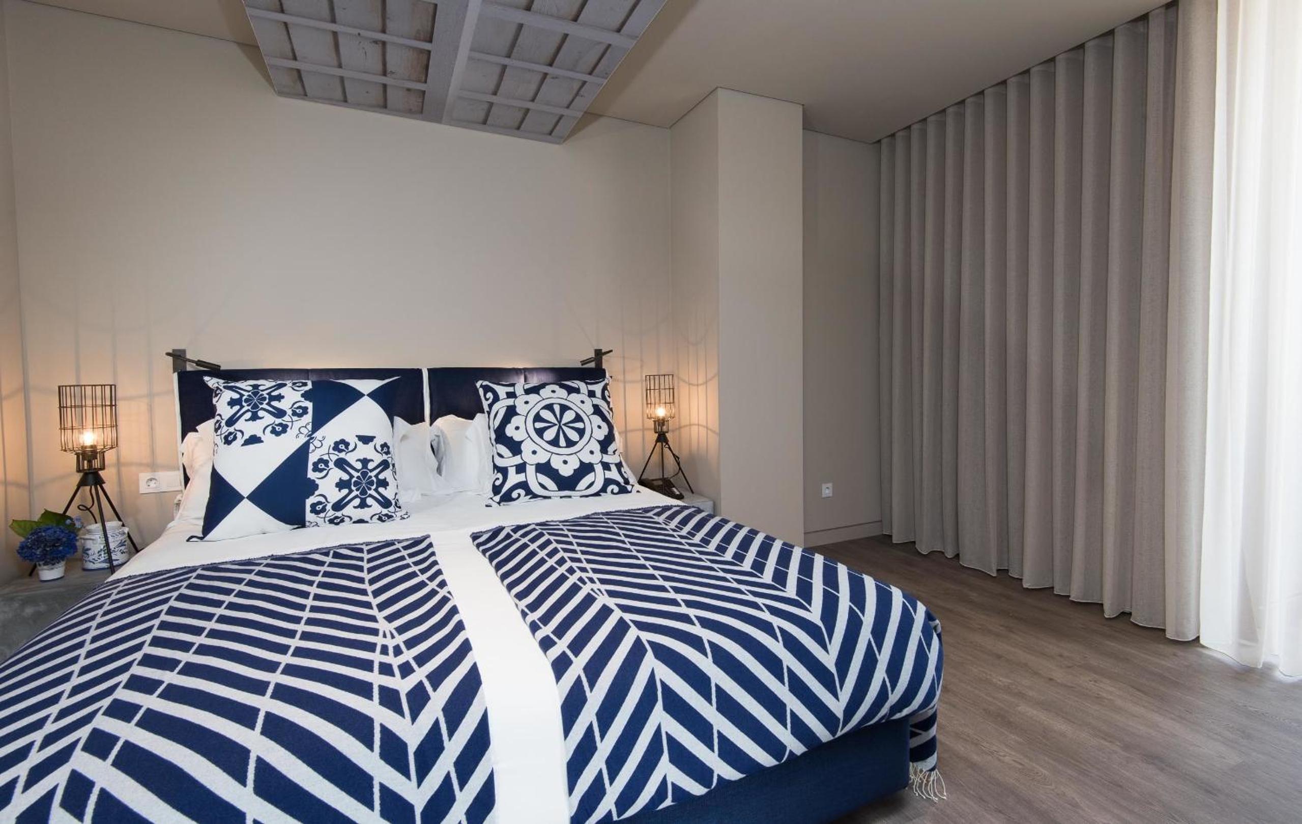 One-Bedroom Suite with Terrace photo 2