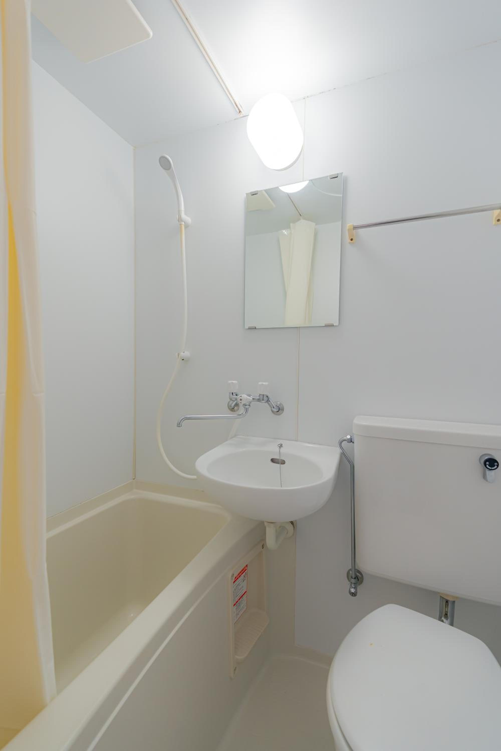 One-Bedroom Apartment photo 3