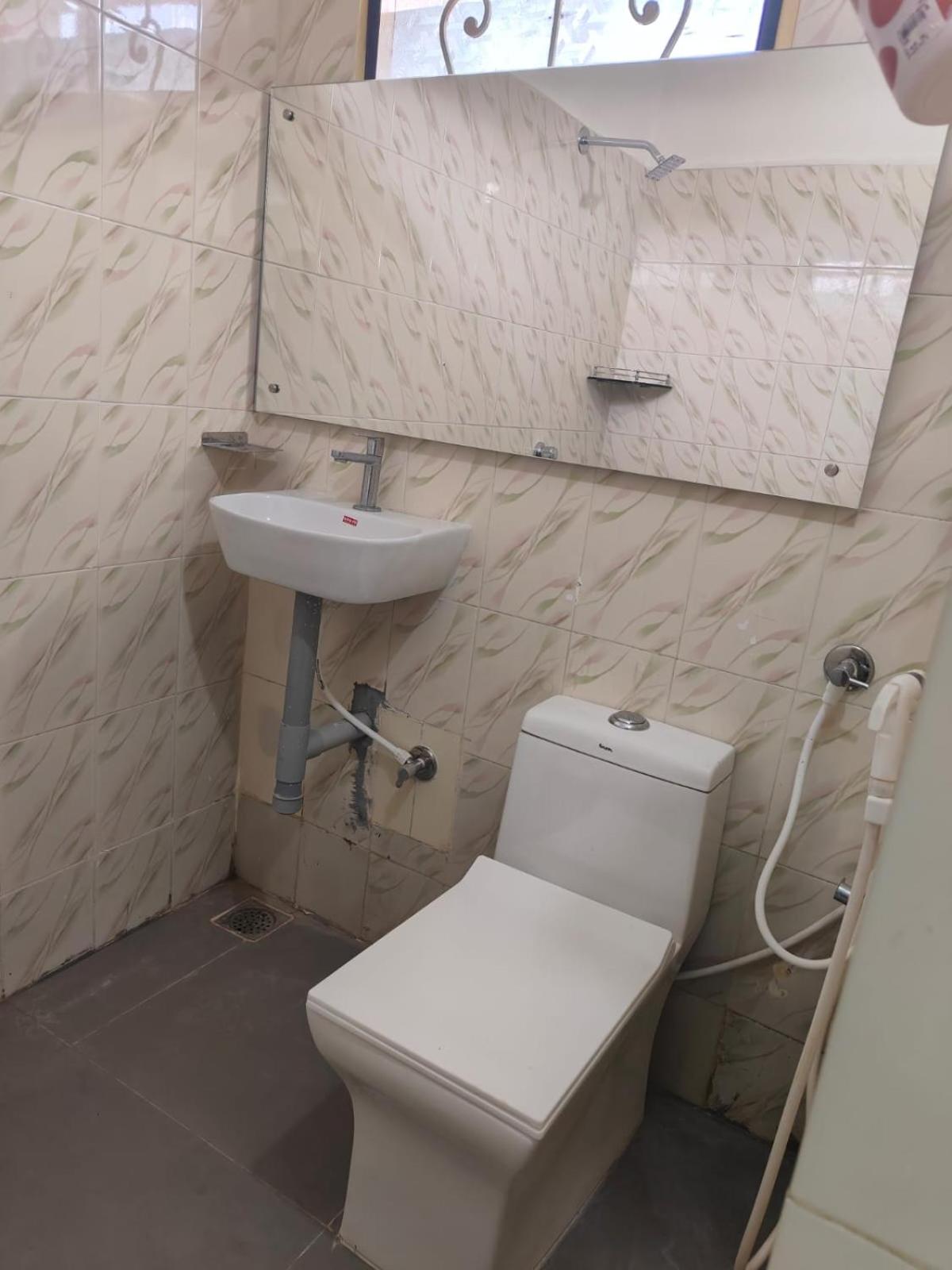 Double Room - Photo 3