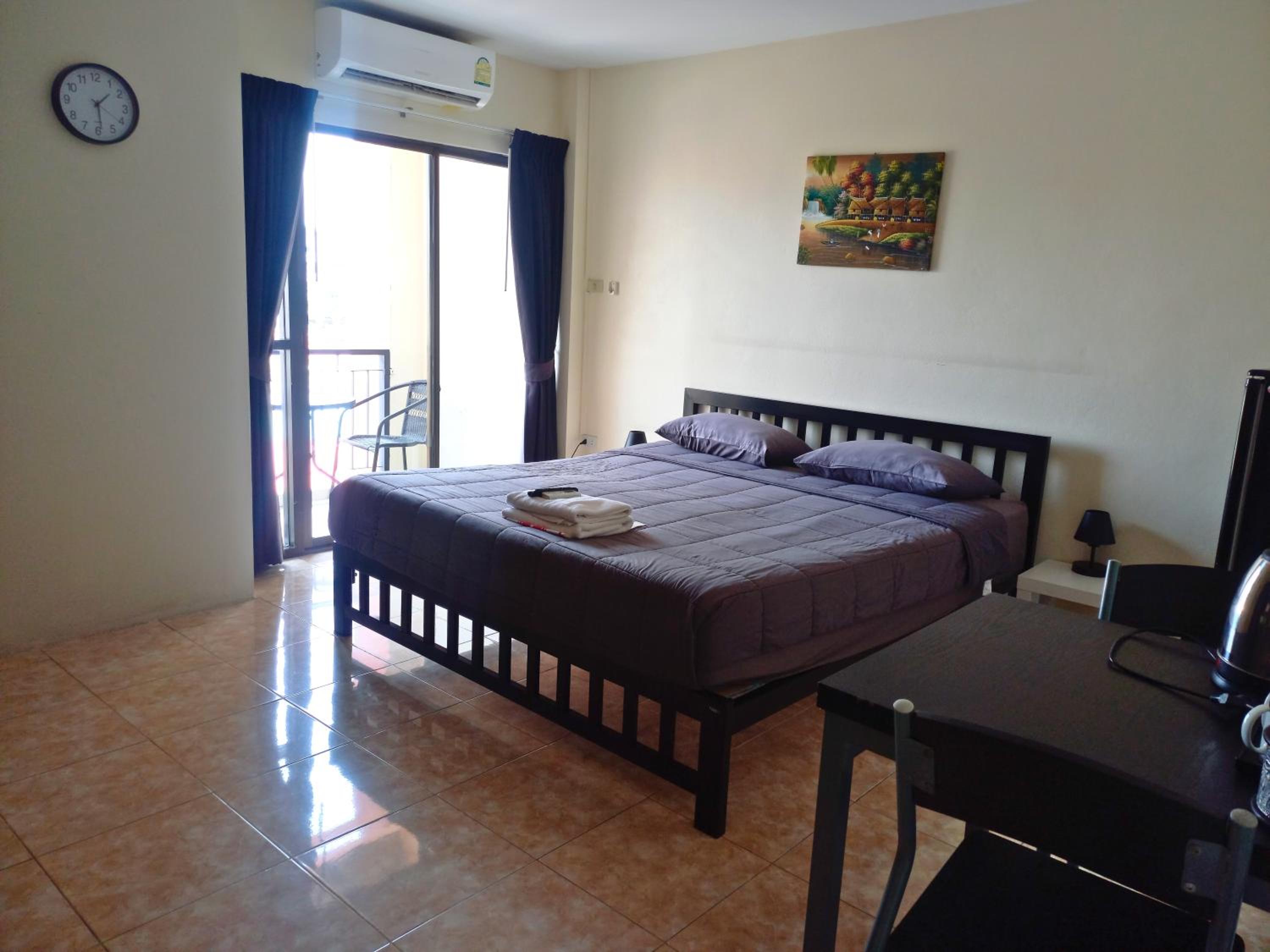 Superior Double Room with Balcony & Pool View - Photo 1