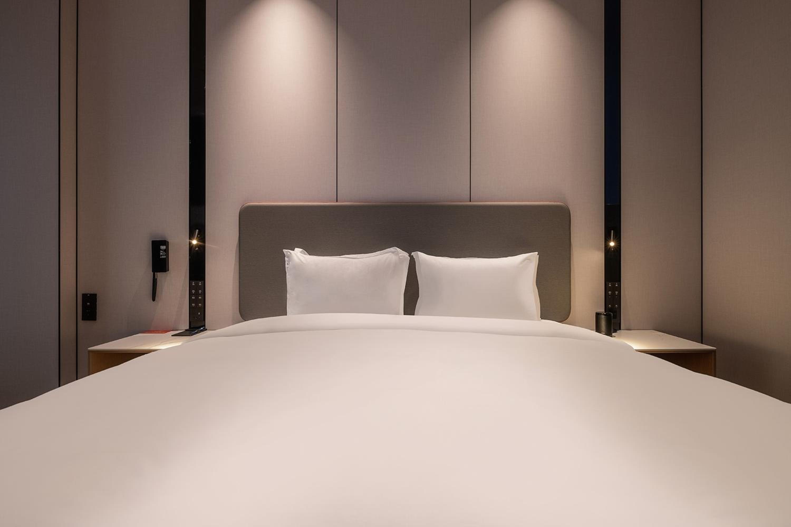 Standard King Room - Accessible