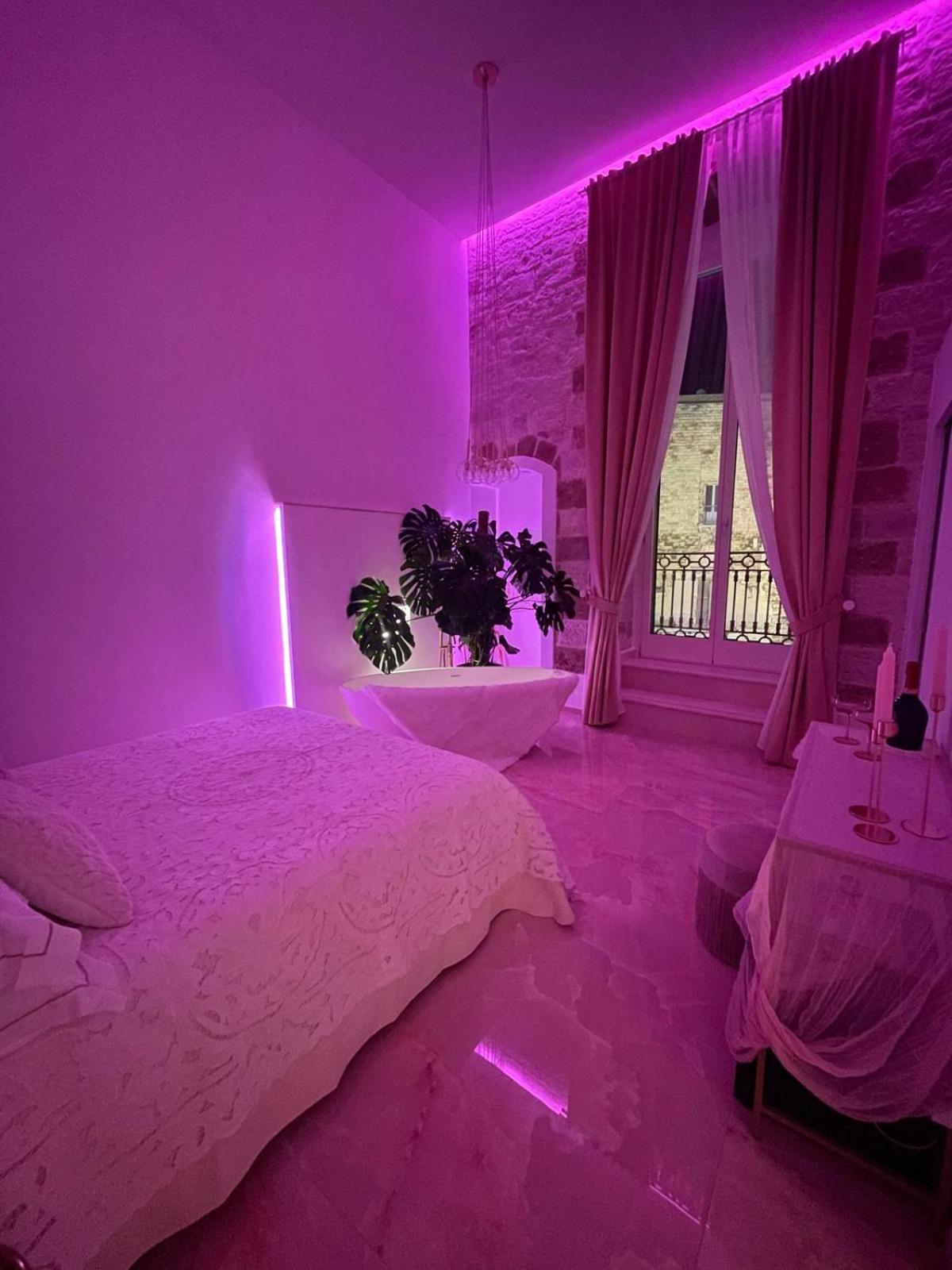 Queen Room with Balcony