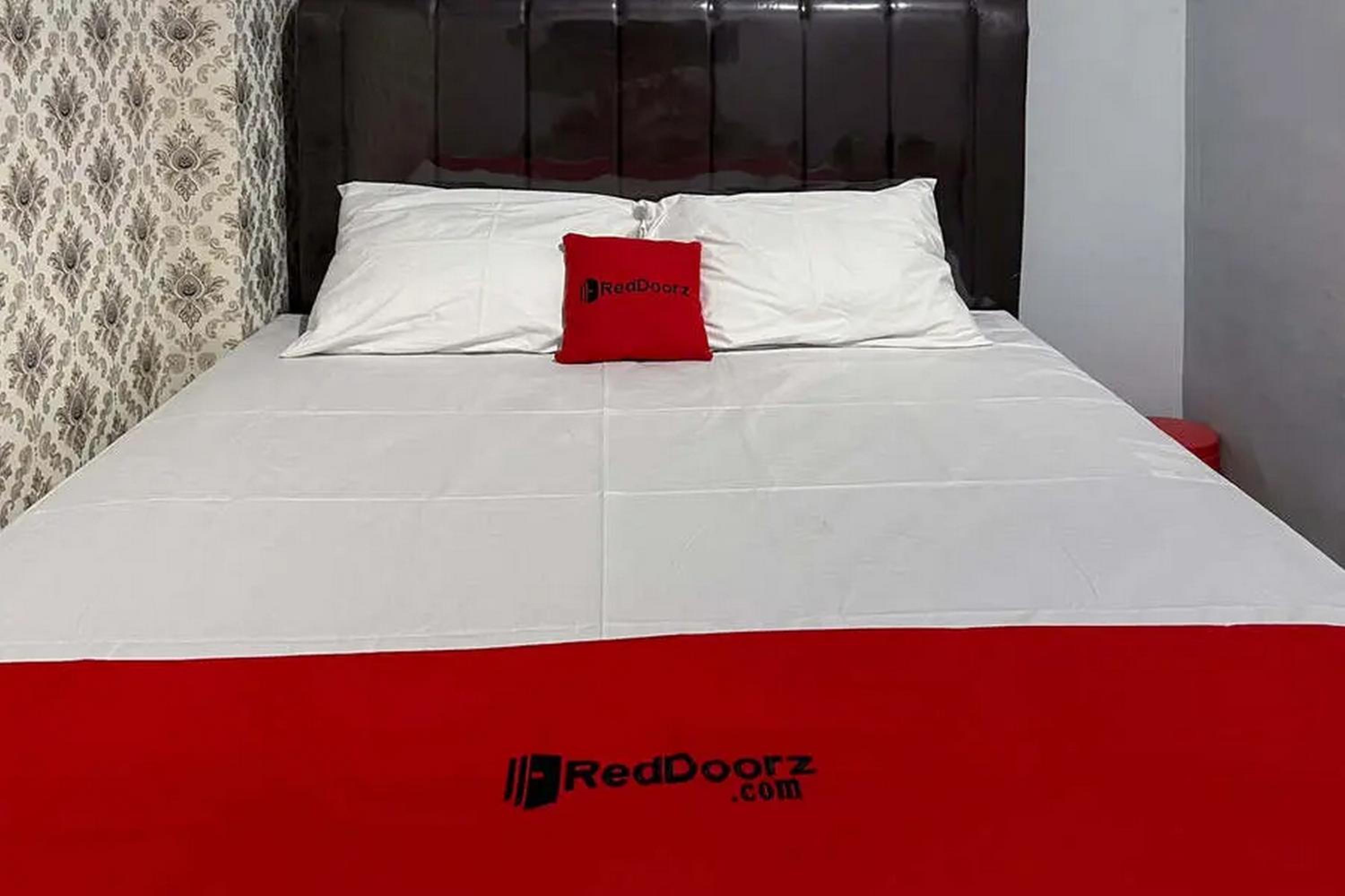 Standard Queen Room photo 3