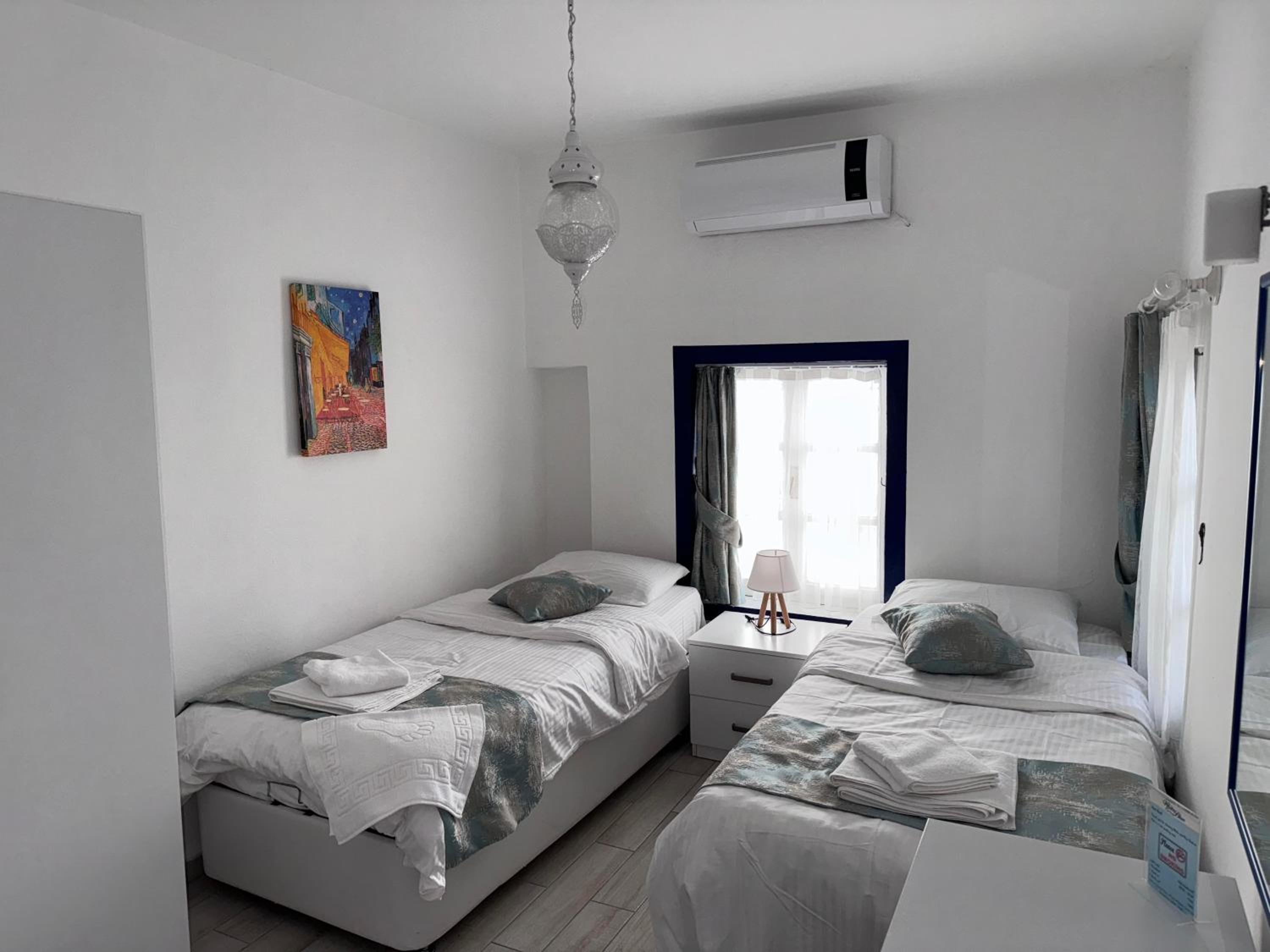 Standard Twin Room photo 1