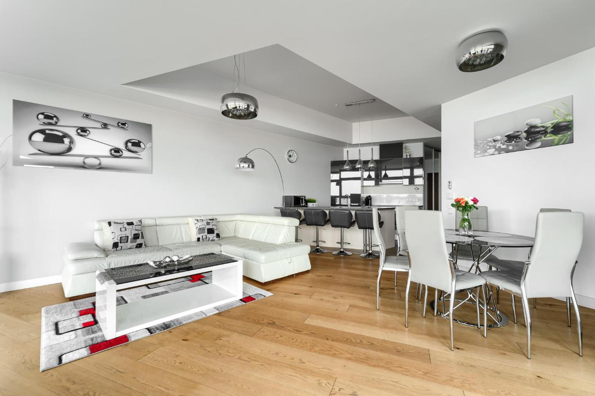 Two-Bedroom Deluxe Apartment With Frontal Sea View