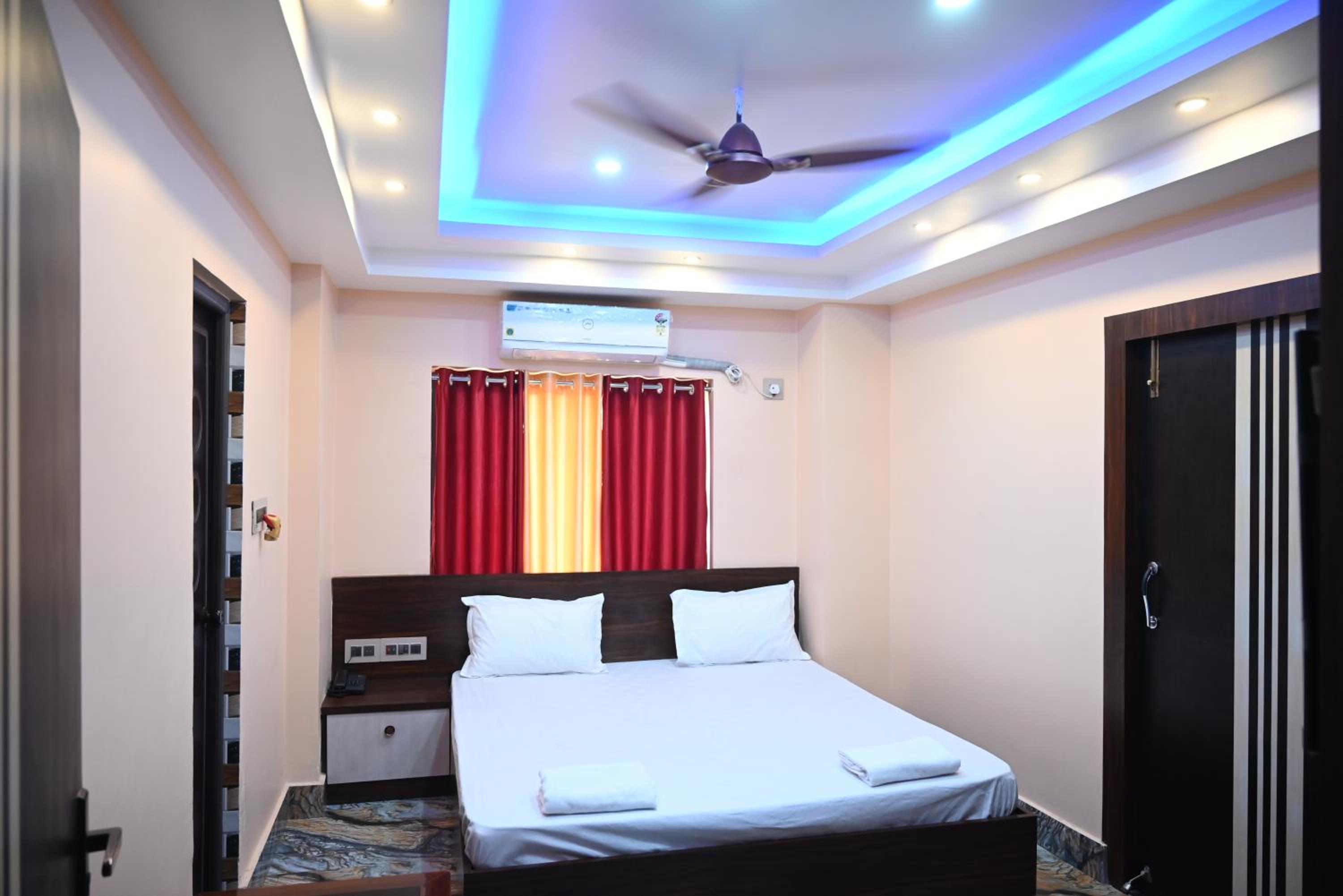 Standard Double Room - Photo 7