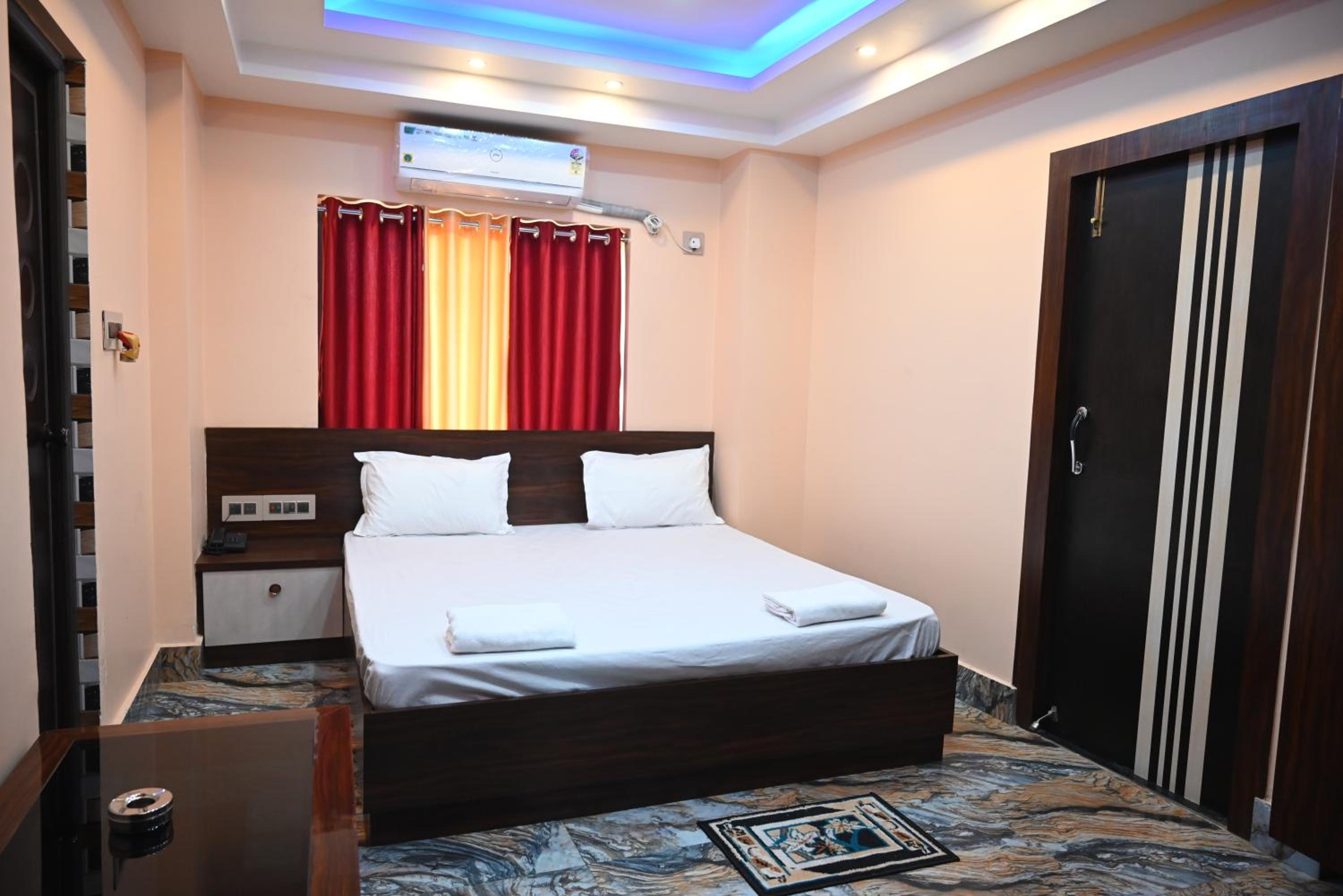 Standard Double Room - Photo 1